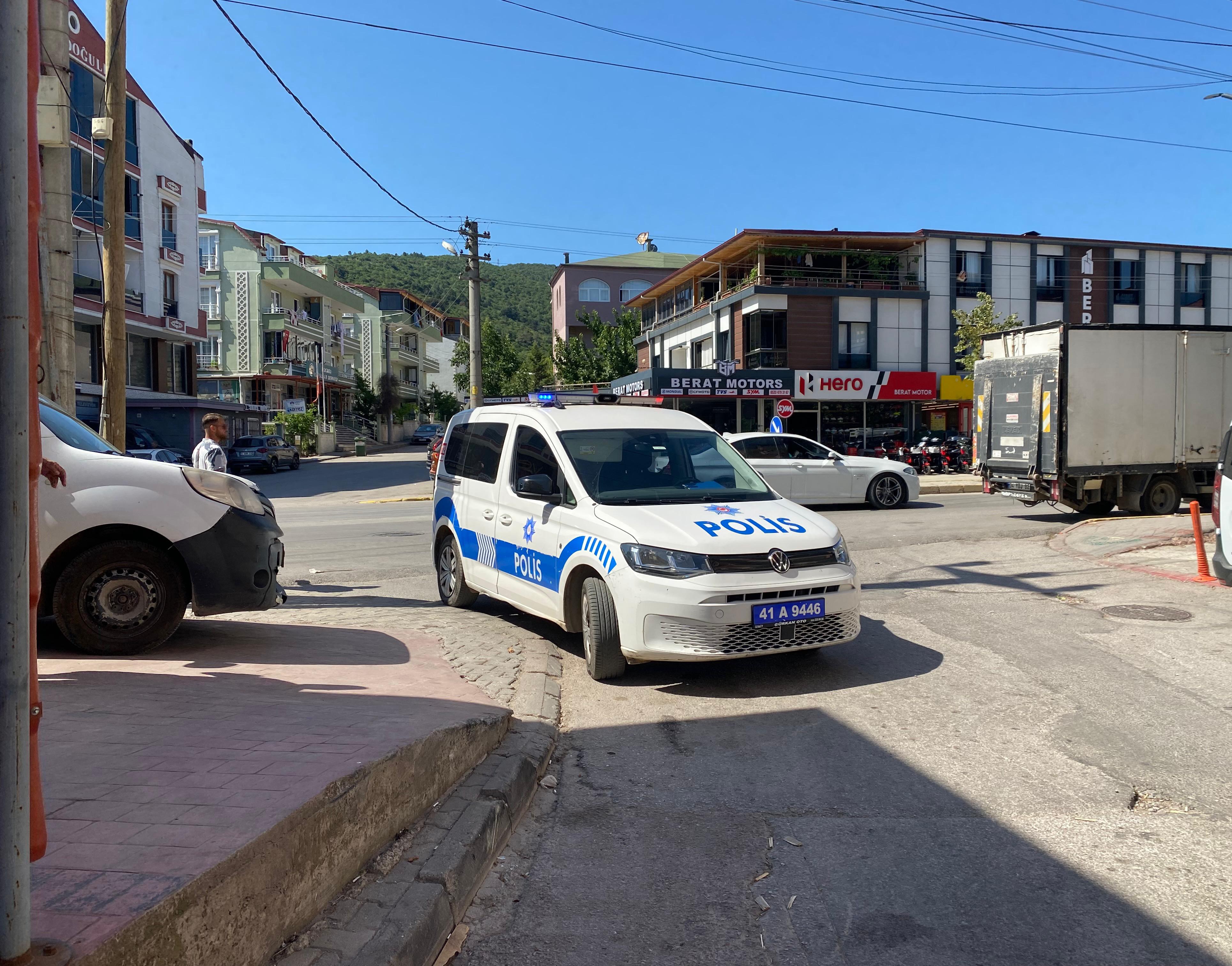 Park Meselesi Kanlı Bitti! 2 Kişi Yaralandı (1)