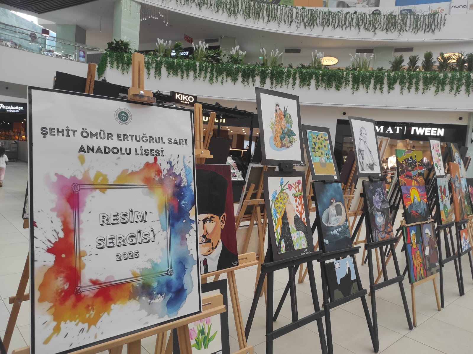 Şehit Ömür Ertuğrul Sarı Anadolu Lisesi’nden Sanat Dolu Yıl Sonu Etkinliği 1