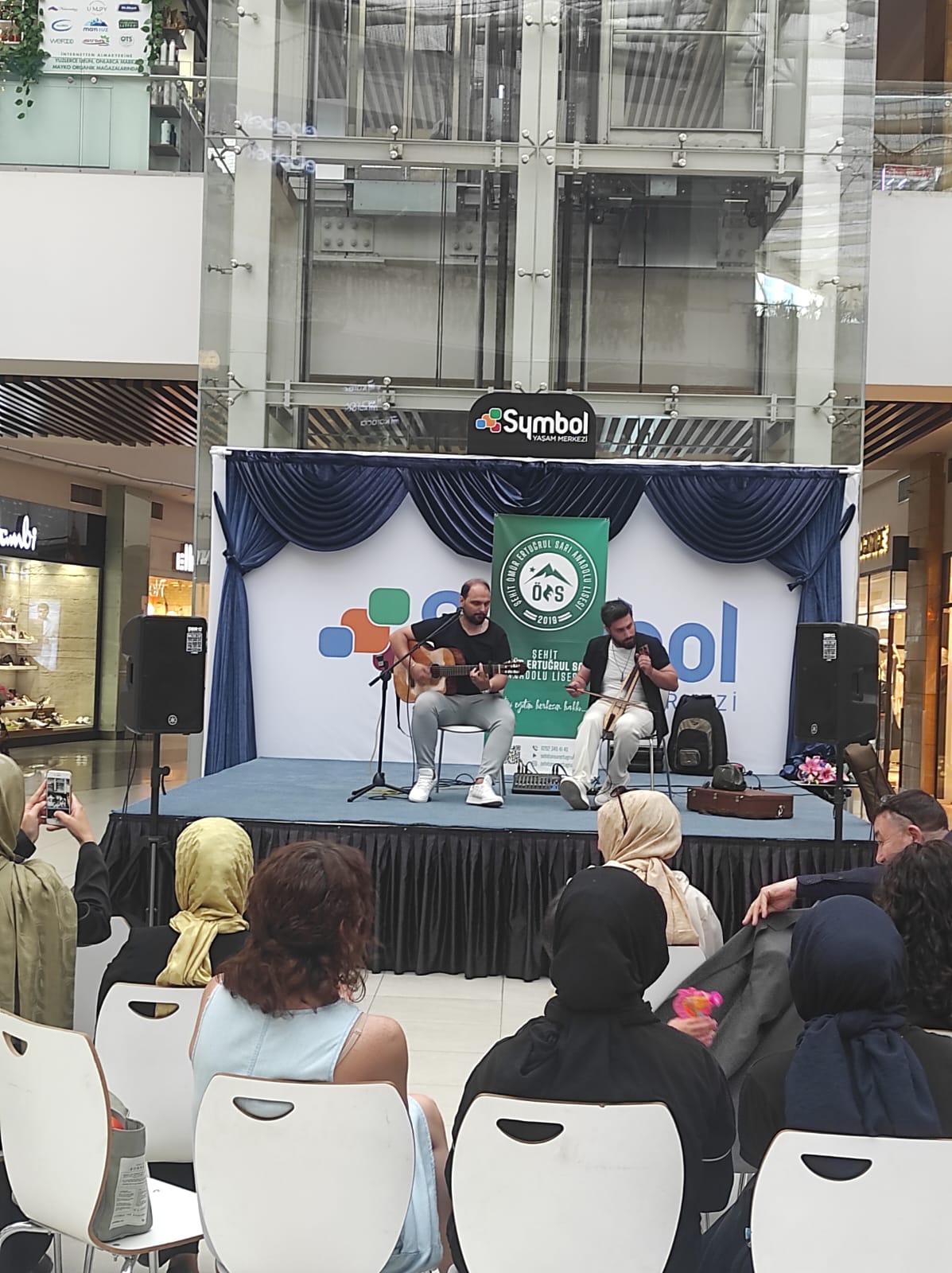 Şehit Ömür Ertuğrul Sarı Anadolu Lisesi’nden Sanat Dolu Yıl Sonu Etkinliği 2
