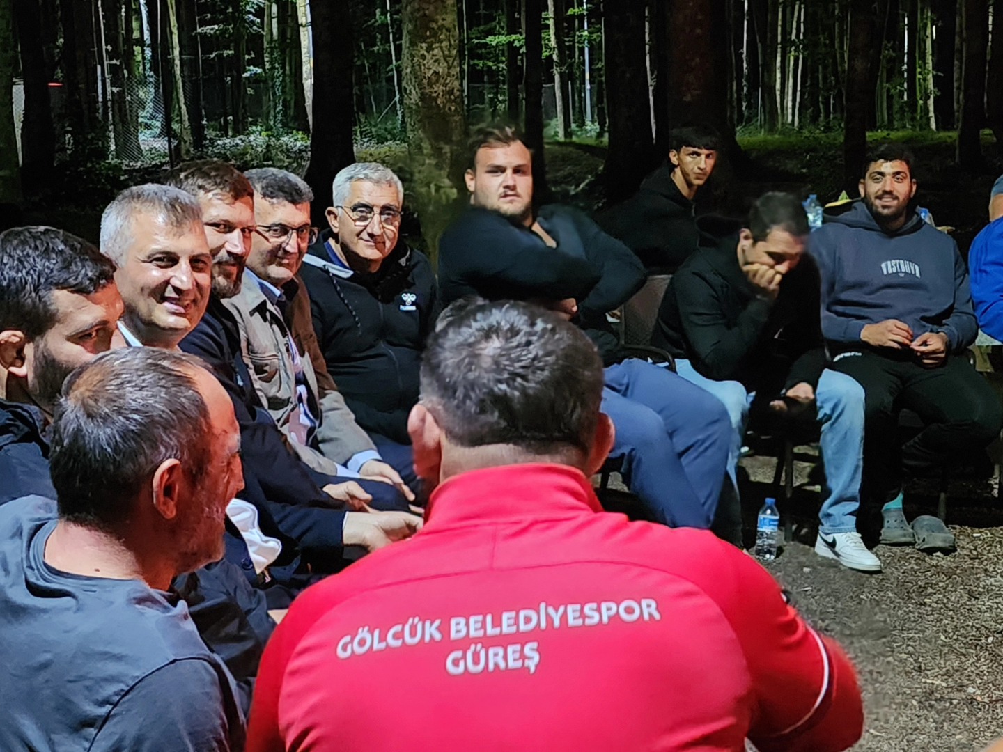 Sezer’den Pehlivanlara Destek 1