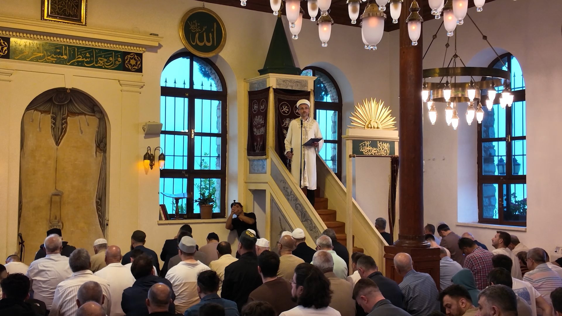 Tahir Büyükakın Tarihi Camiden Seslendi 02