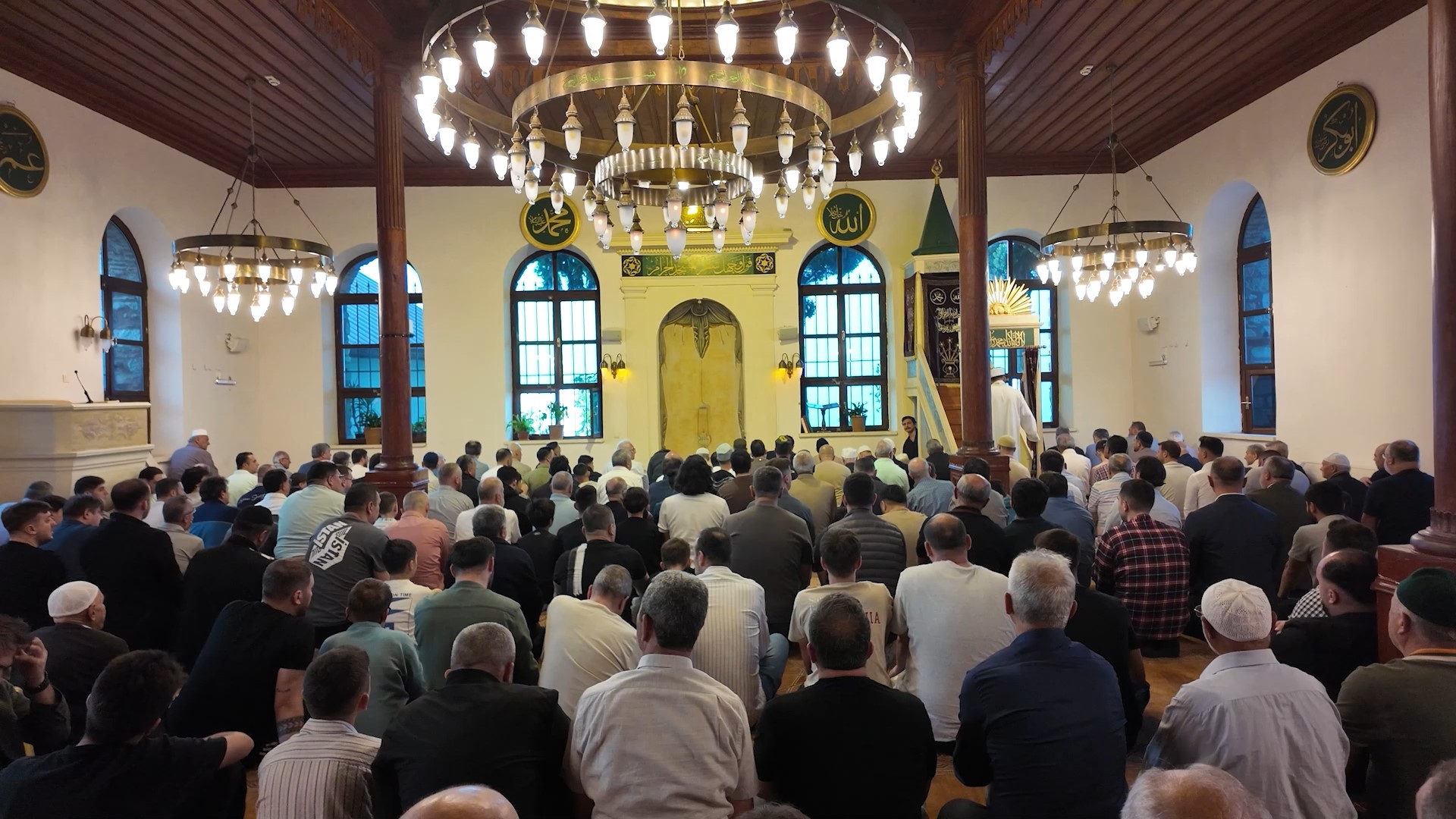 Tahir Büyükakın Tarihi Camiden Seslendi 03