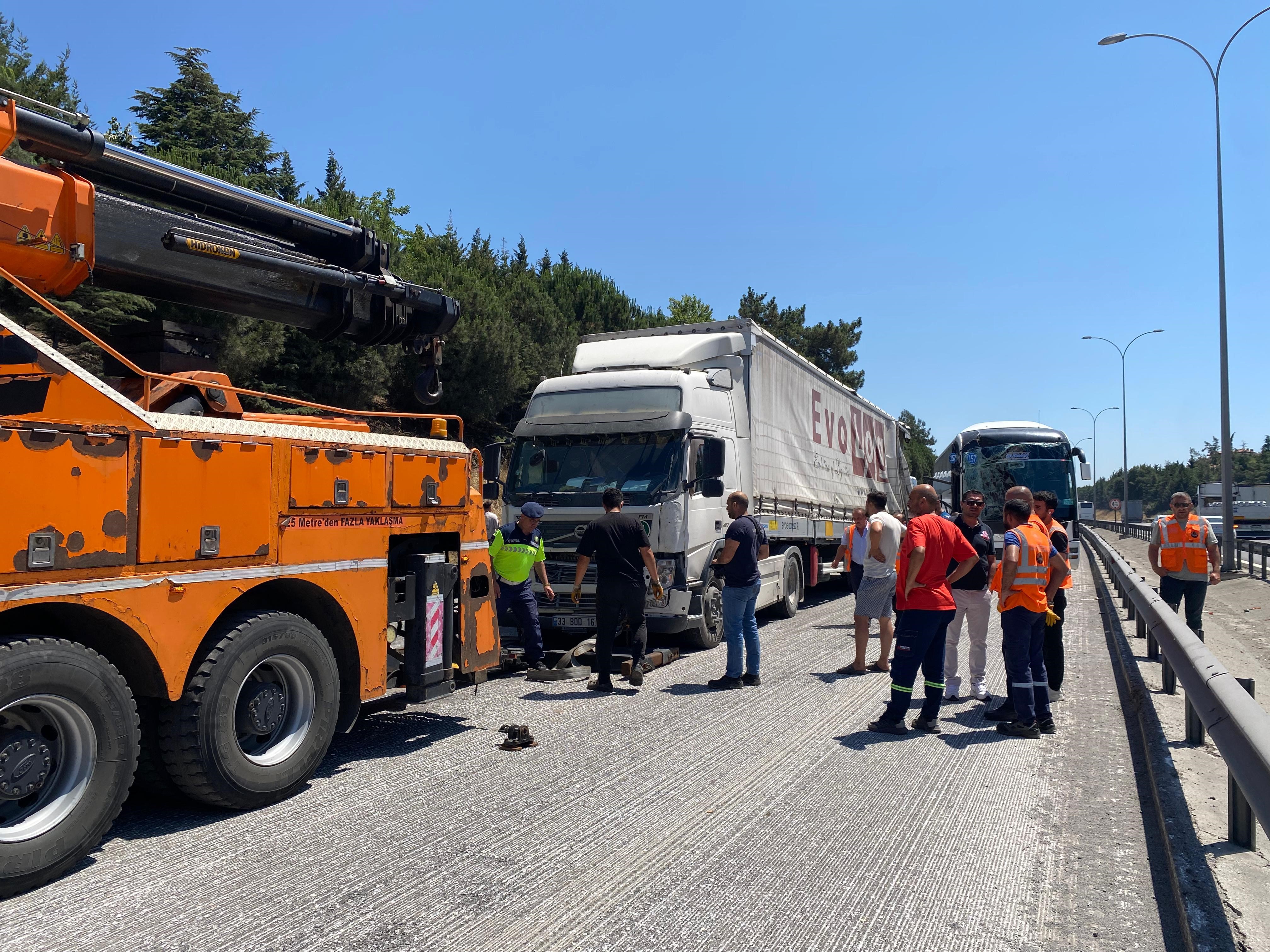 Tem’de Can Pazarı! 1'I Ağır 3 Yaralı (10)