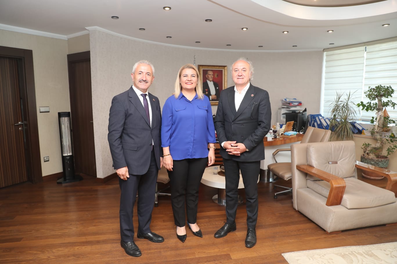 Yeni Baskan Yardimcilari Celal Hülür (Solda) Ve Erdem Arcan (Sagda) 2