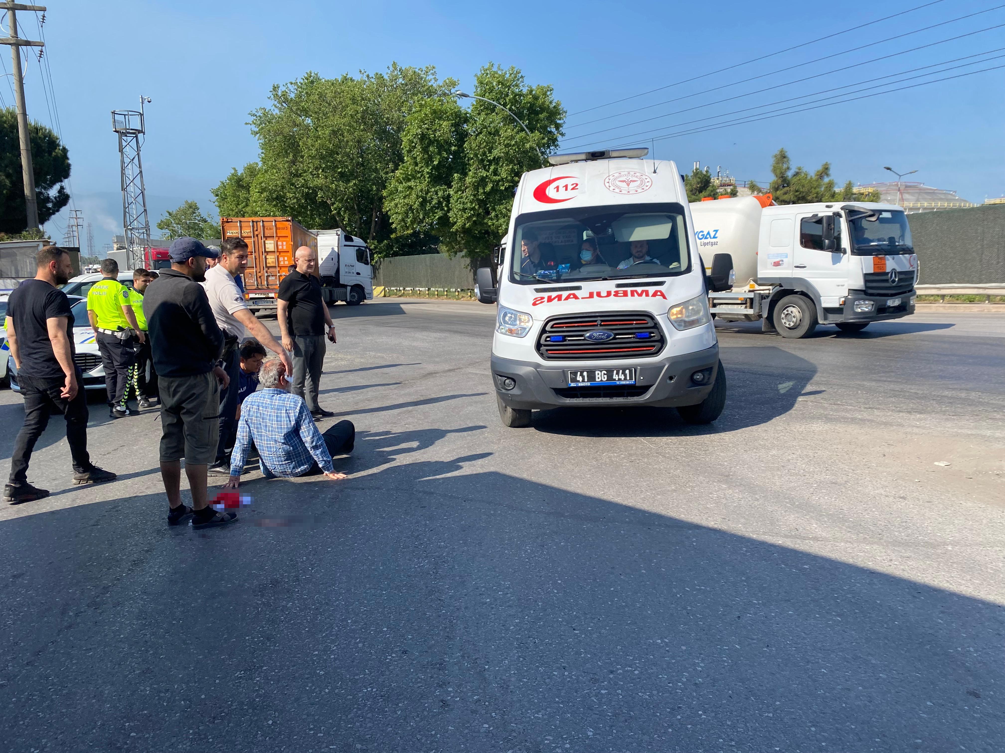 Yürürken Atak Geçirip Kafasını Çarptı; Ağır Yaralı! 02