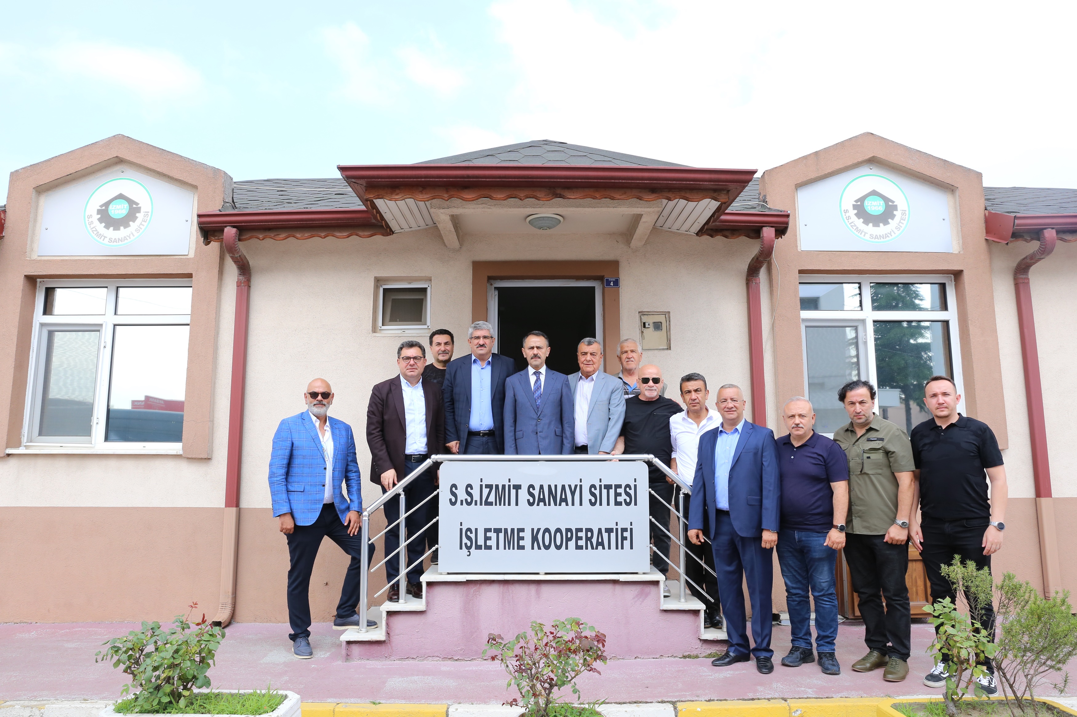Zi̇yaretler (1)
