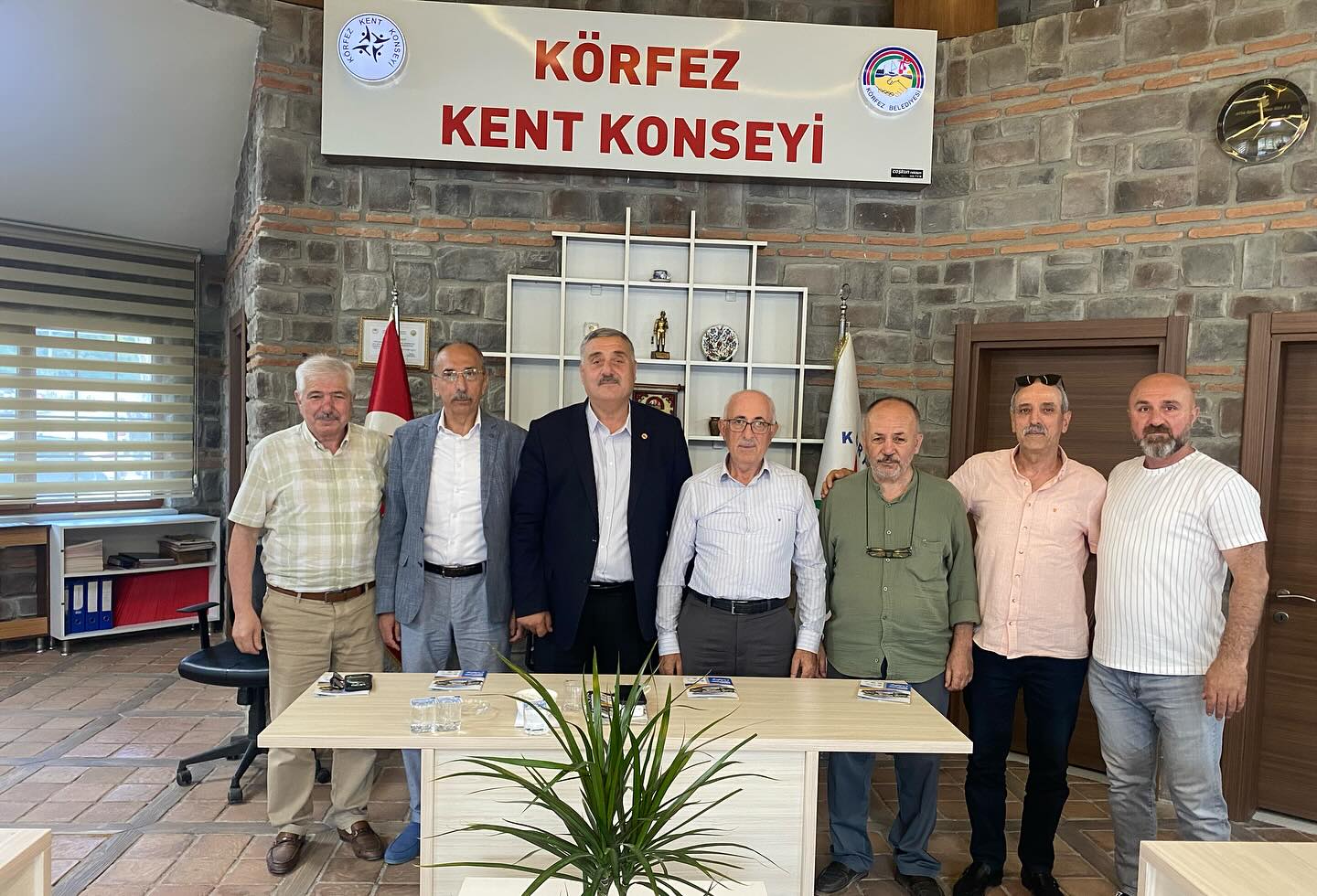 Zi̇yaretler (17)