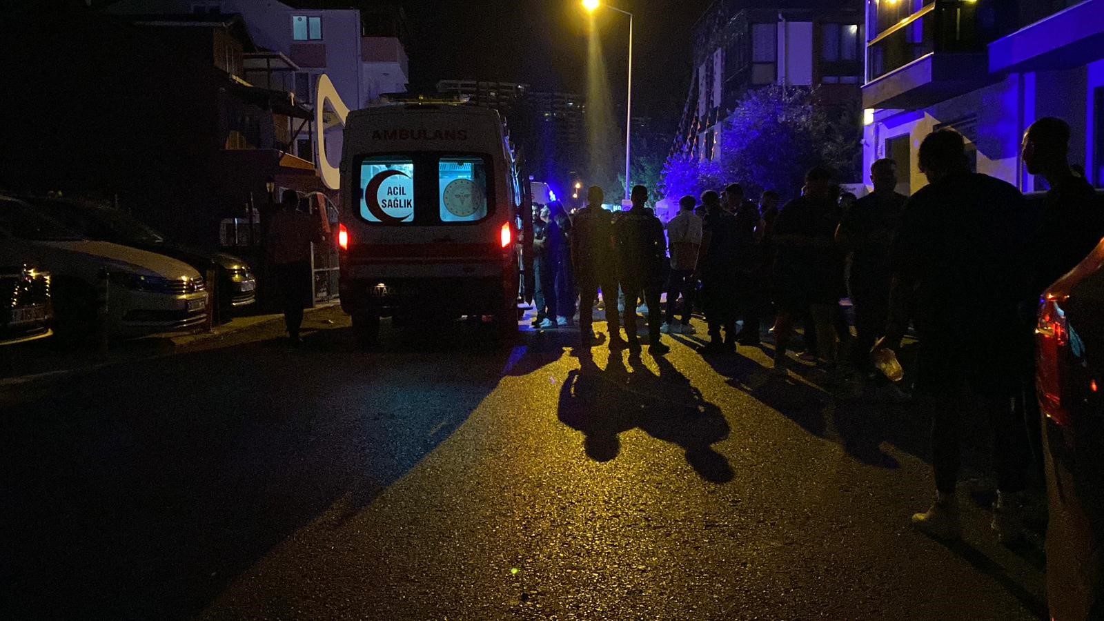 Alikahya’da Gece Yarısı Bıçaklı Kavga! 2 Yaralı (4)