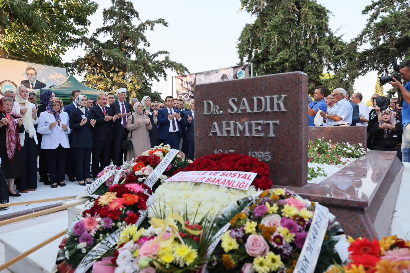 Başkan Büyükakın, Gümilcine'de Dr.sadık Ahmet Anmasına Katıldı (3)