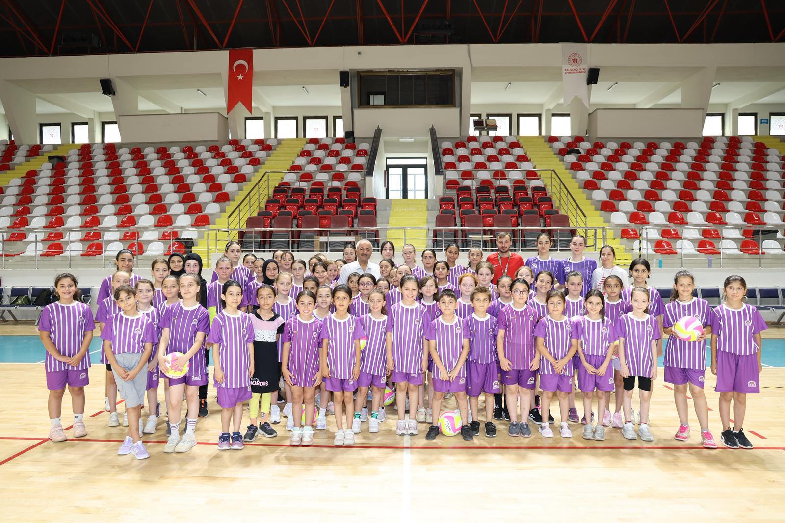 Başkan Büyükgöz'den Yaz Spor Okulları'na Ziyaret (3)