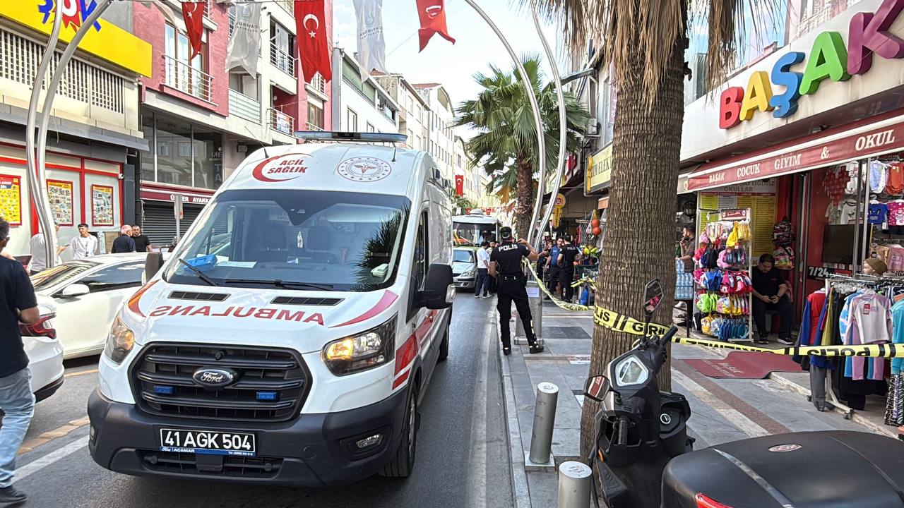 Çayırova’da Kanlı Tartışma! 1 Yaralı (3)