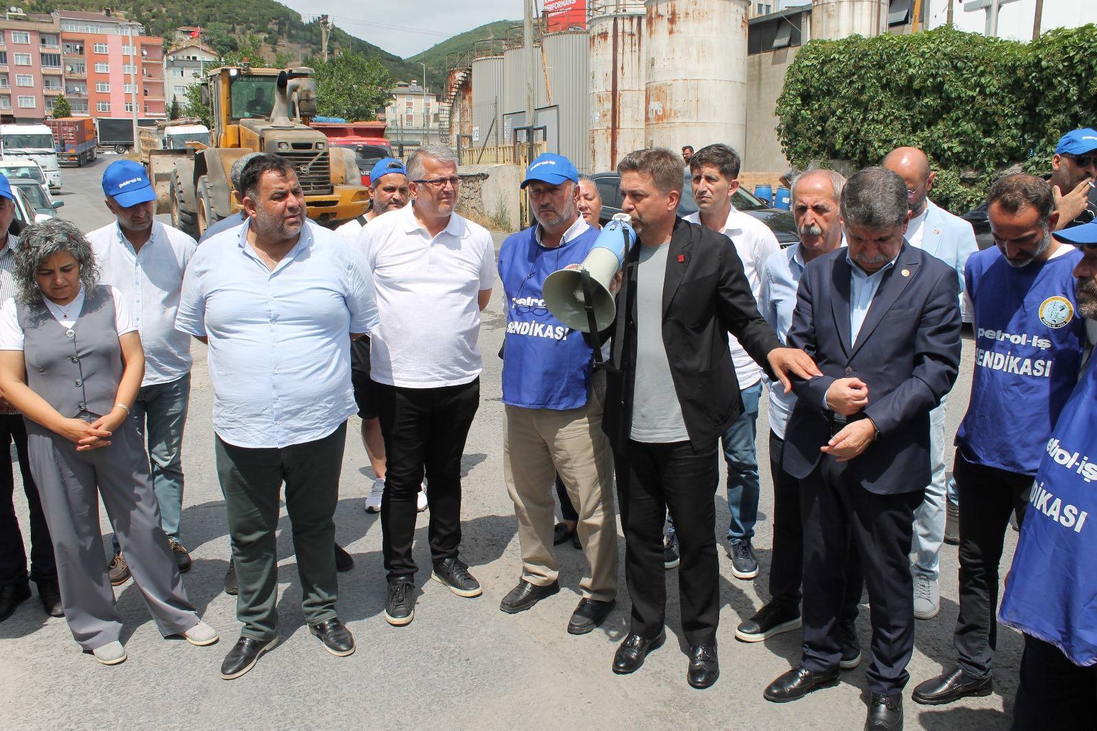 Chp'den Gübretaş Grevine Destek Ziyareti (1)-1