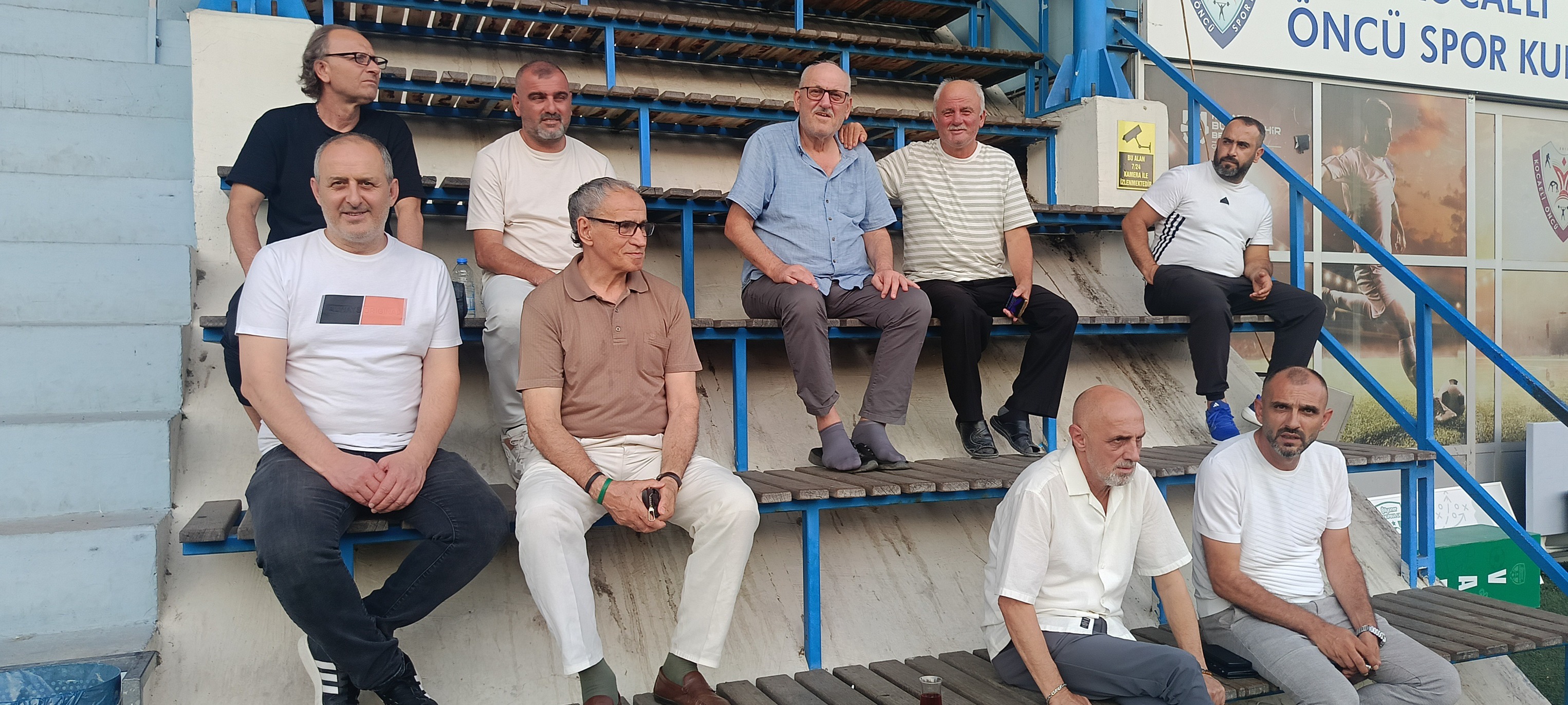Esnaflar Futbol Turnuvasında İlk Gün 19 Gol Atıldı (4)