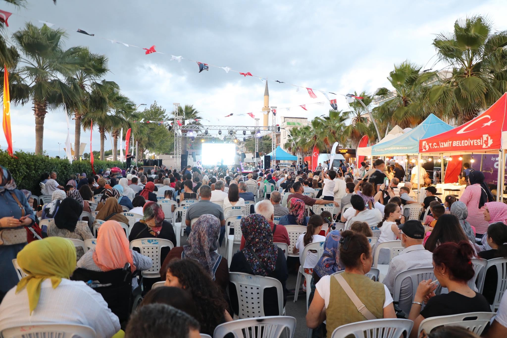 Festivalin 4. Gününde Kemençe Ve Tiyatro Coşkusu! (12)