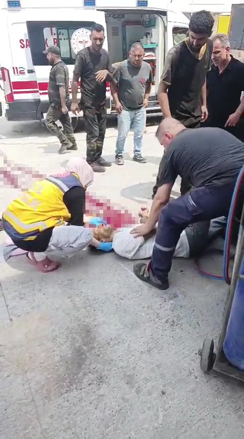 Gebze'de Feci Iş Kazası! Damper Kapağına Sıkışan Şoför Hayatını Kaybetti (5)