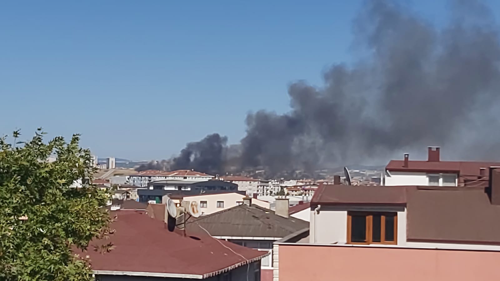 Gebze’de Korkutan Yangın 2