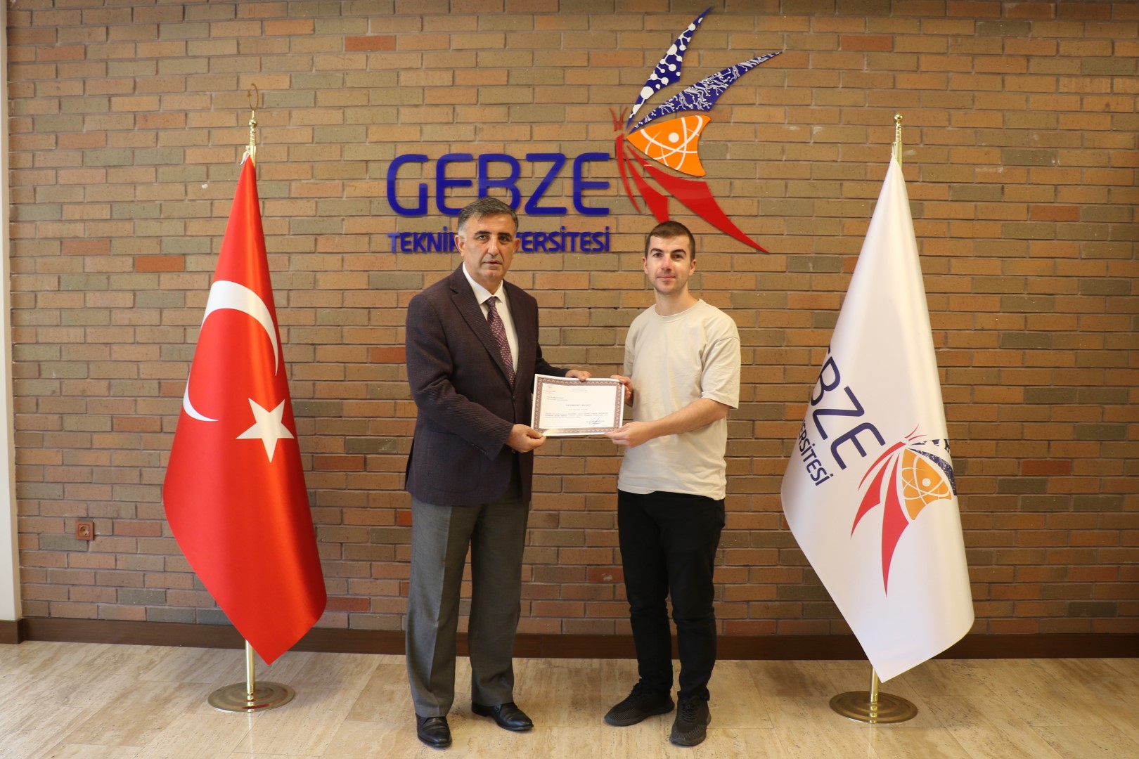 Gtü’de İlk Yardım Bilinci Genişliyor 12 Yeni Sertifika Daha Verildi (2)