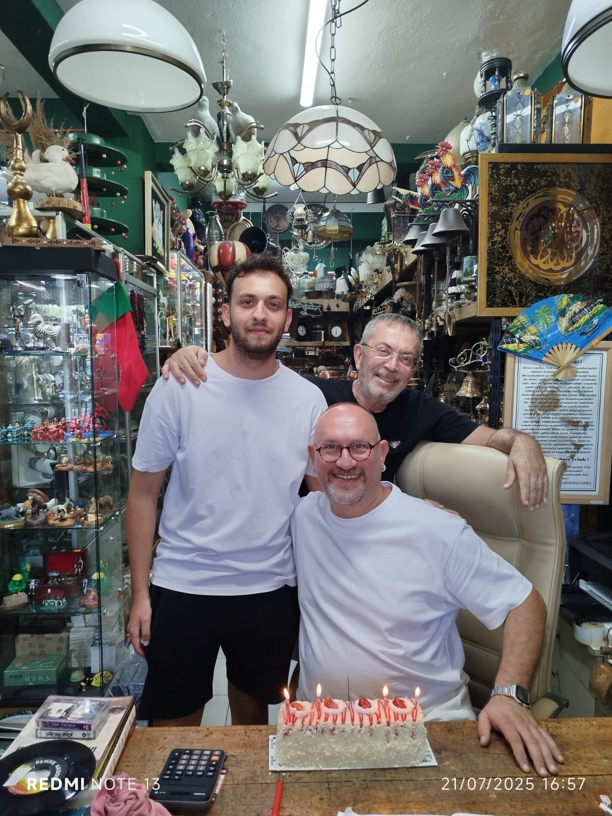 Hamdi Dinibütünoğlu’na 50. Yaş Sürprizi (3)
