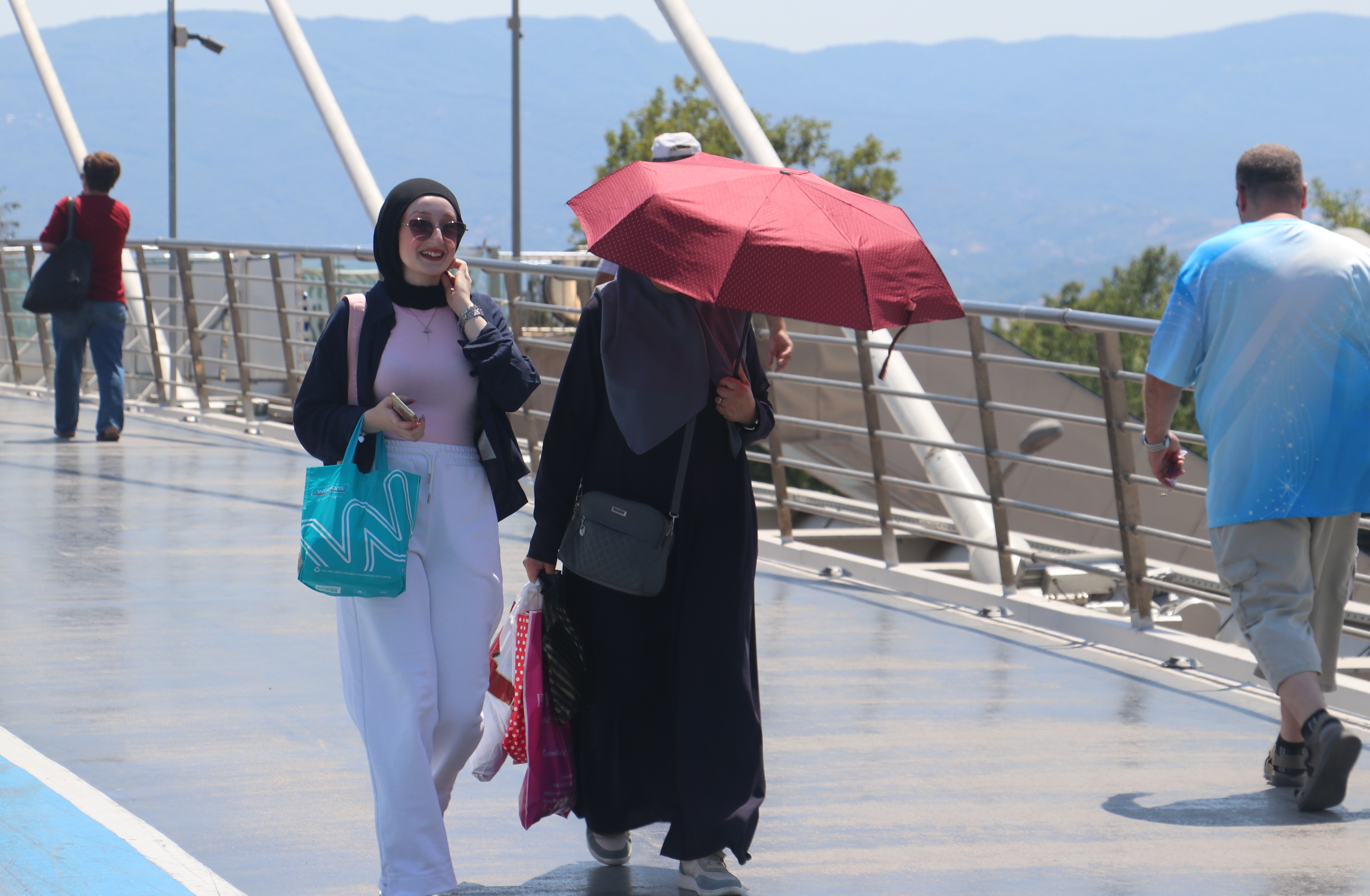 Hava Sıcak (9)