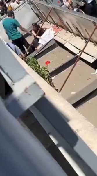 İntihara Kalkışan Genç Kızın Hayatını Tabela Kurtardı! (3)