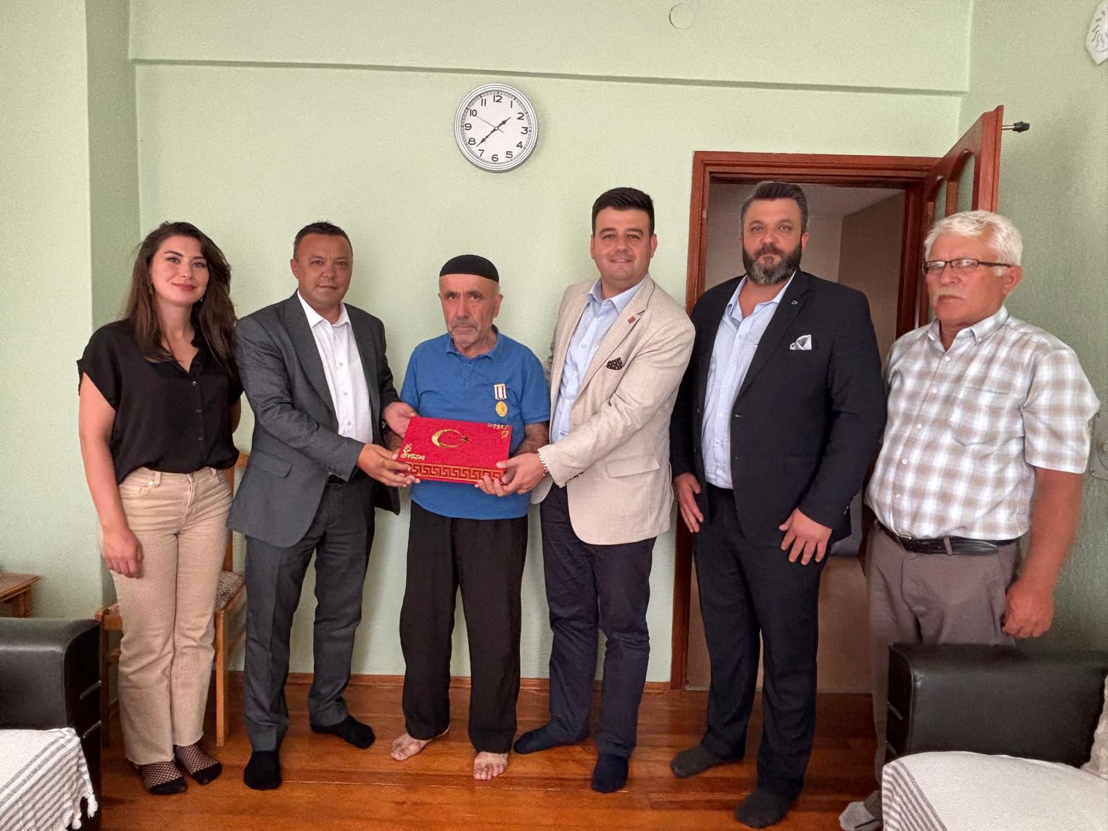 Izmit Belediyesinden Kibris Gazilerine Anlam Yüklü Ziyaret (1)