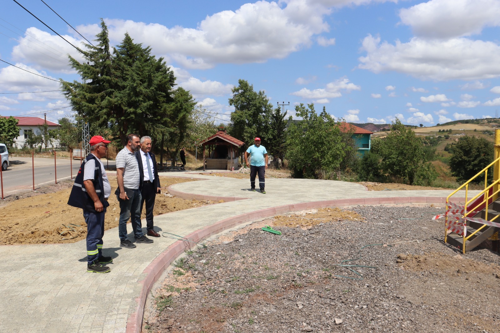 İzmit Belediyesi’nden Kısalar’a Park Müjdesi (1)