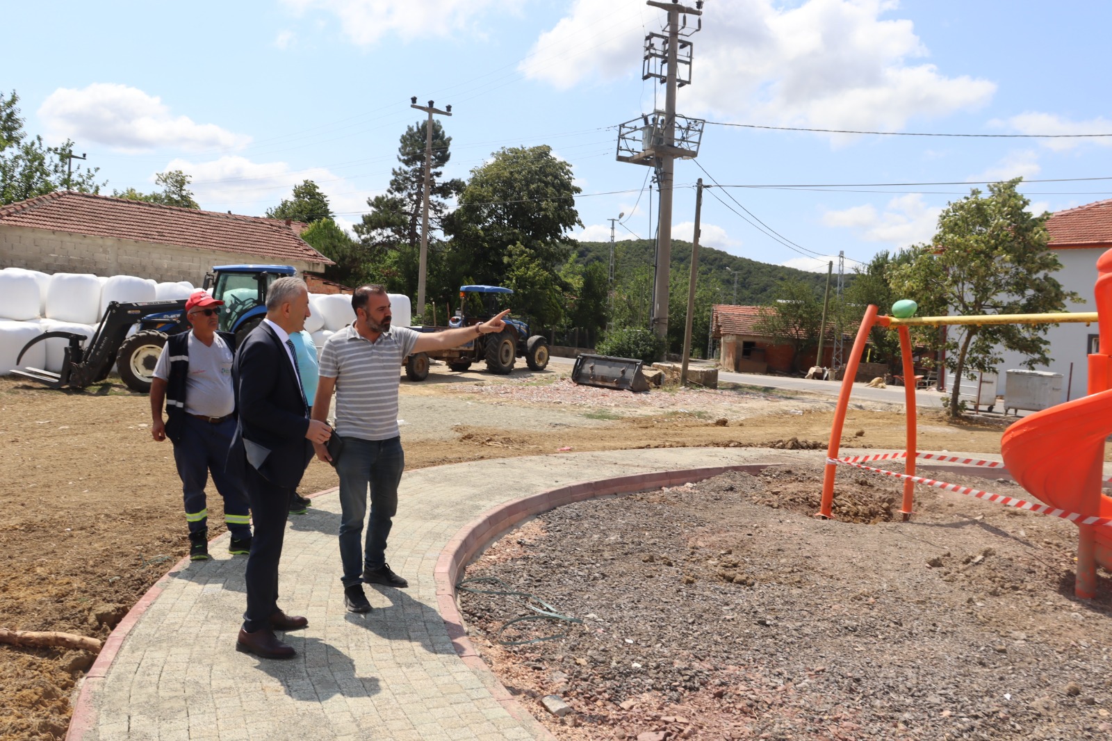 İzmit Belediyesi’nden Kısalar’a Park Müjdesi (3)
