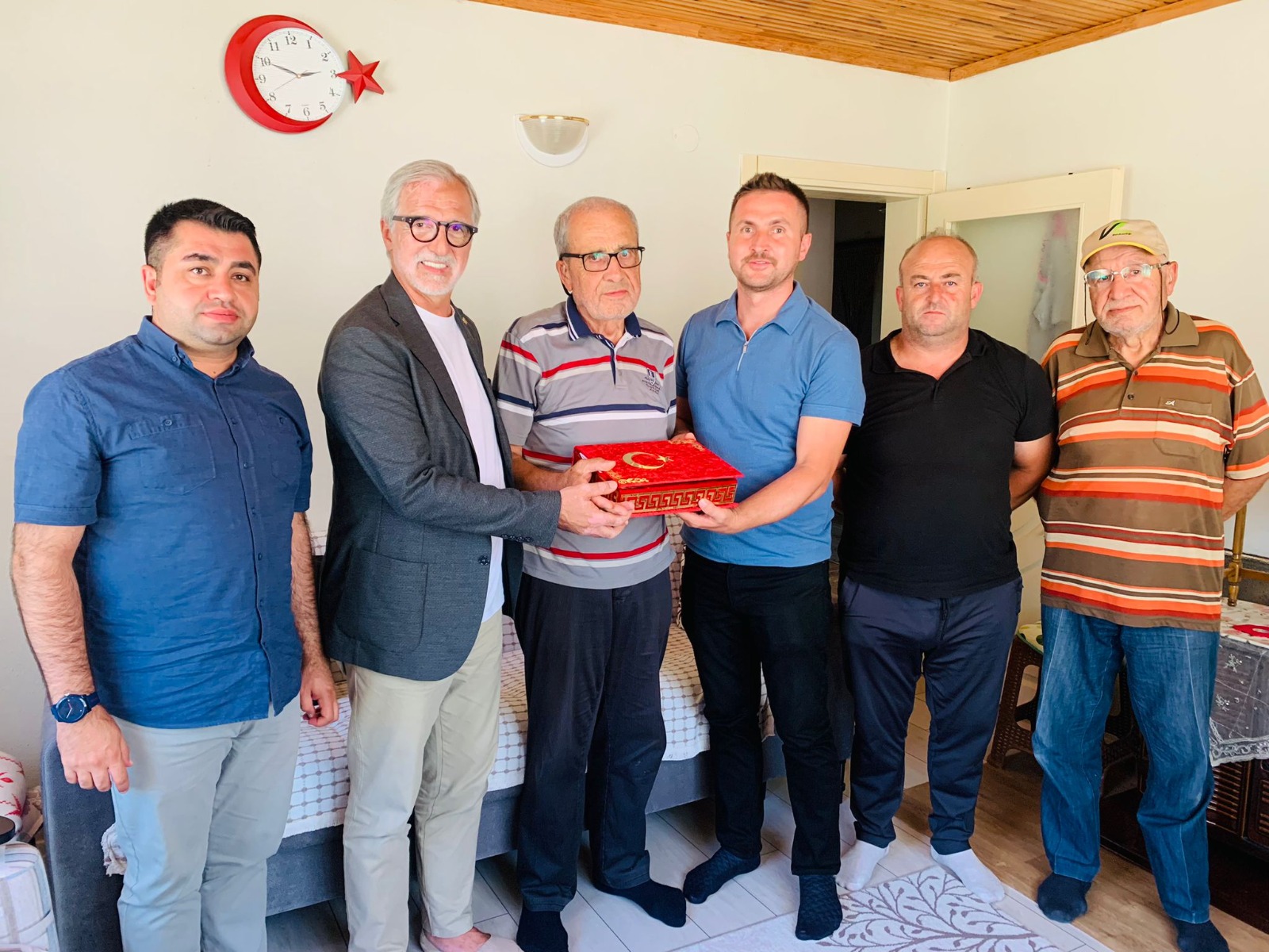 İzmit Belediyesi’nden Şehit Ve Gazi Ailelerine Vefa Ziyareti (2)
