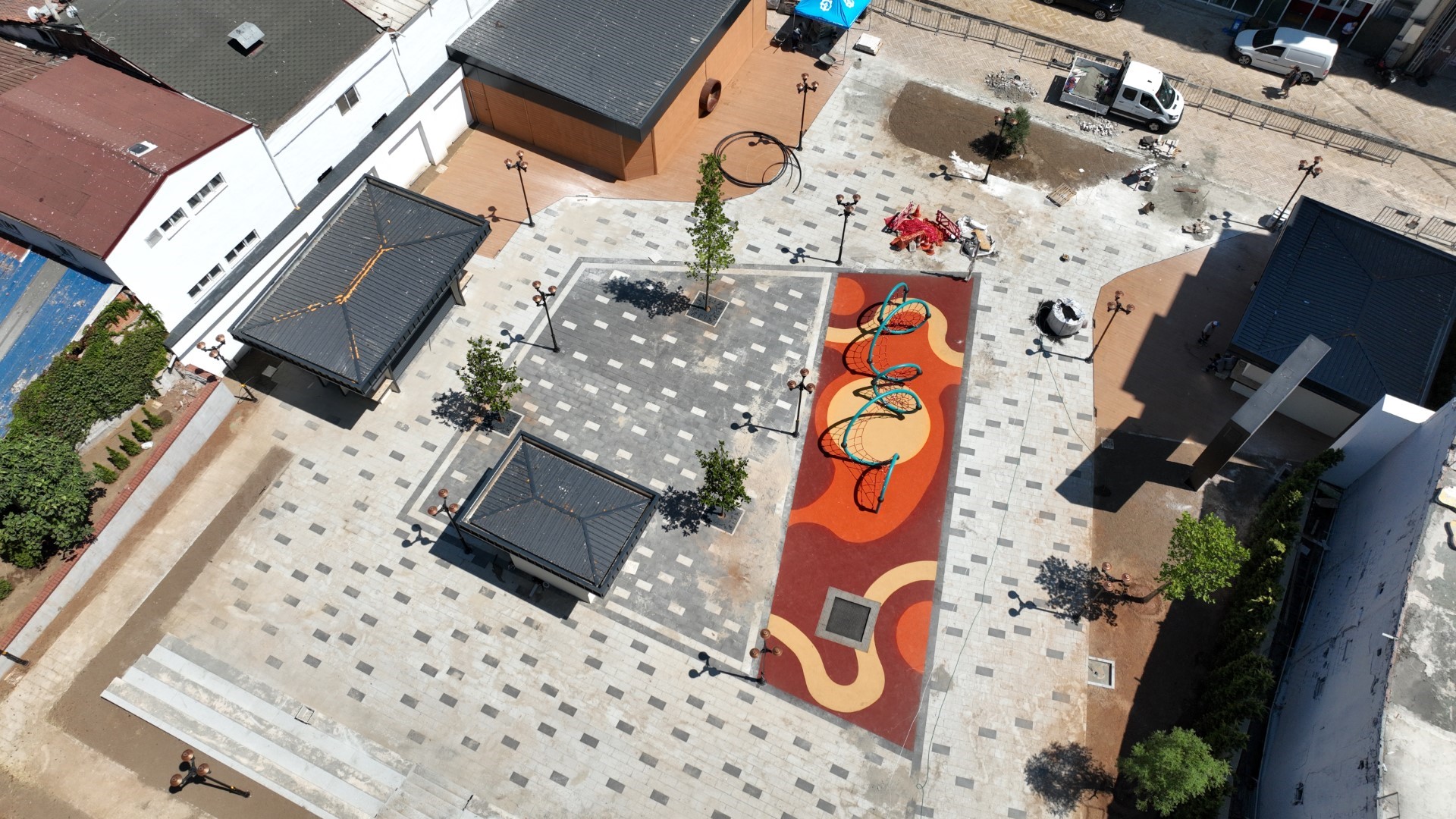 İzmit’in Yeni Meydanı Gün Sayıyor (2)