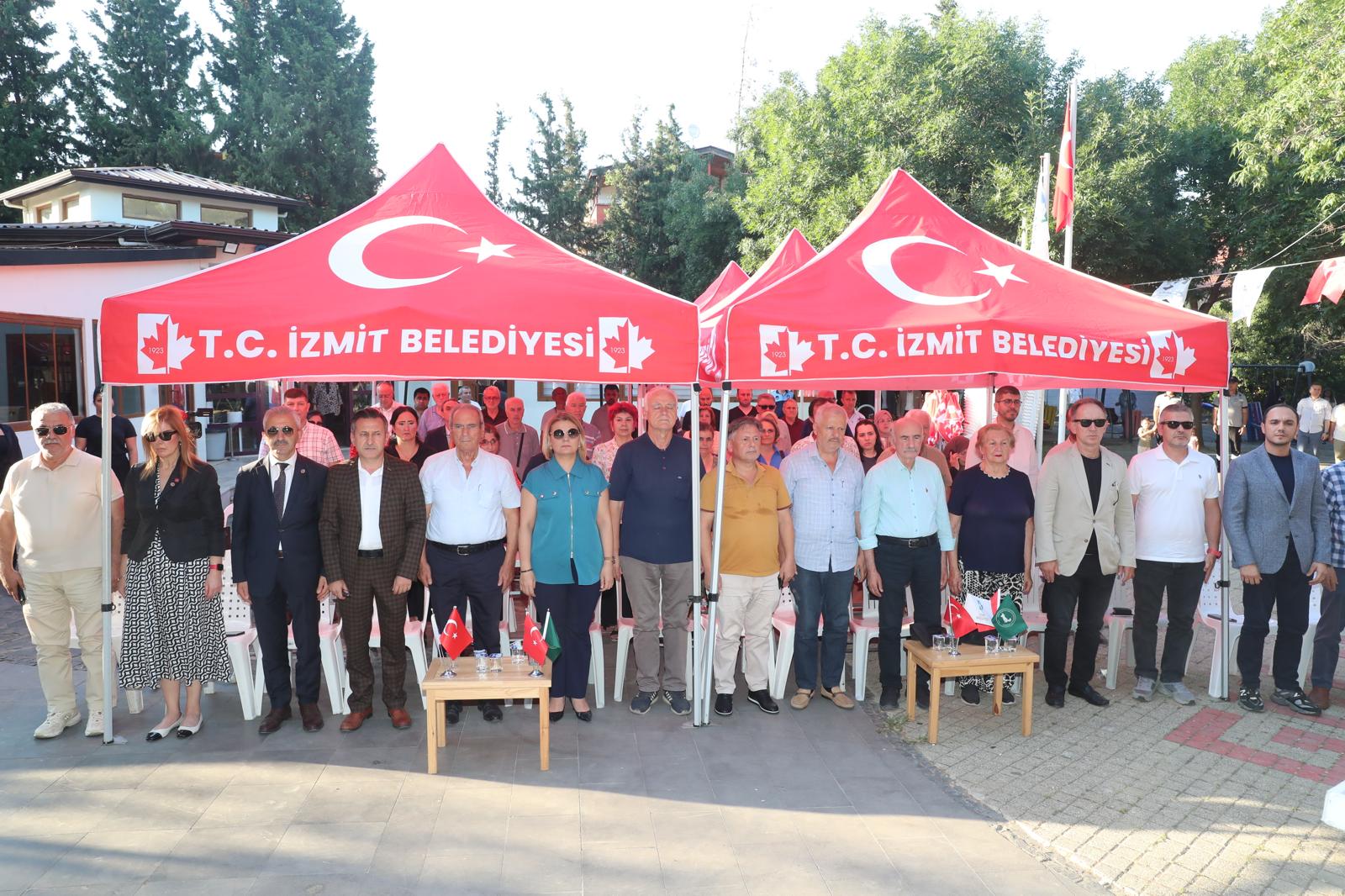 İzmit’te Ahmet Mete Dualarla Anıldı (9)