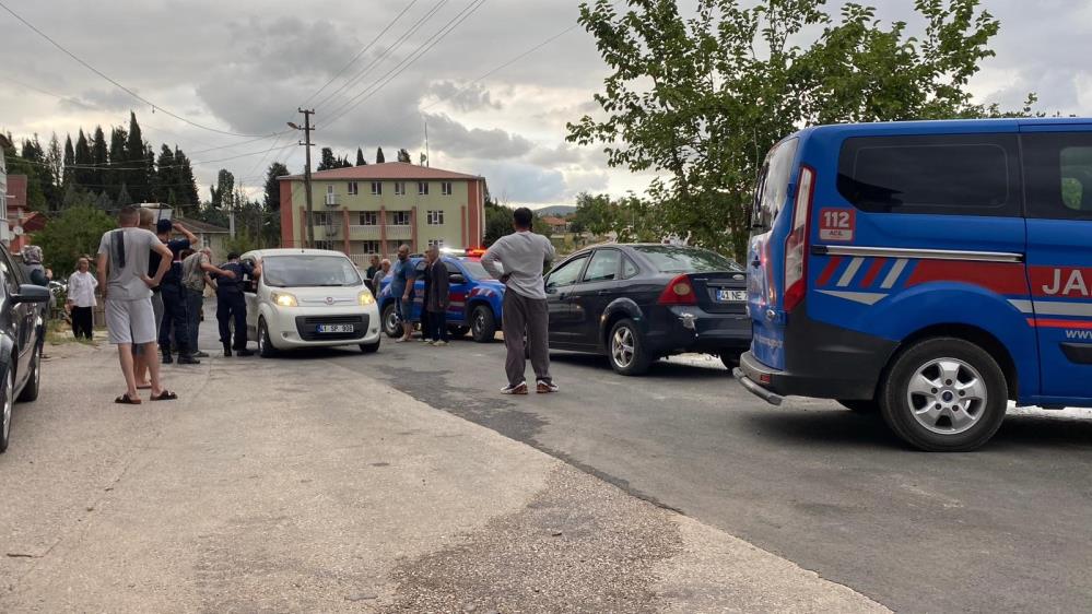 İzmit’te Akaryakıt İstasyonunda Başlayan Kavga Kanlı Bitti (4)