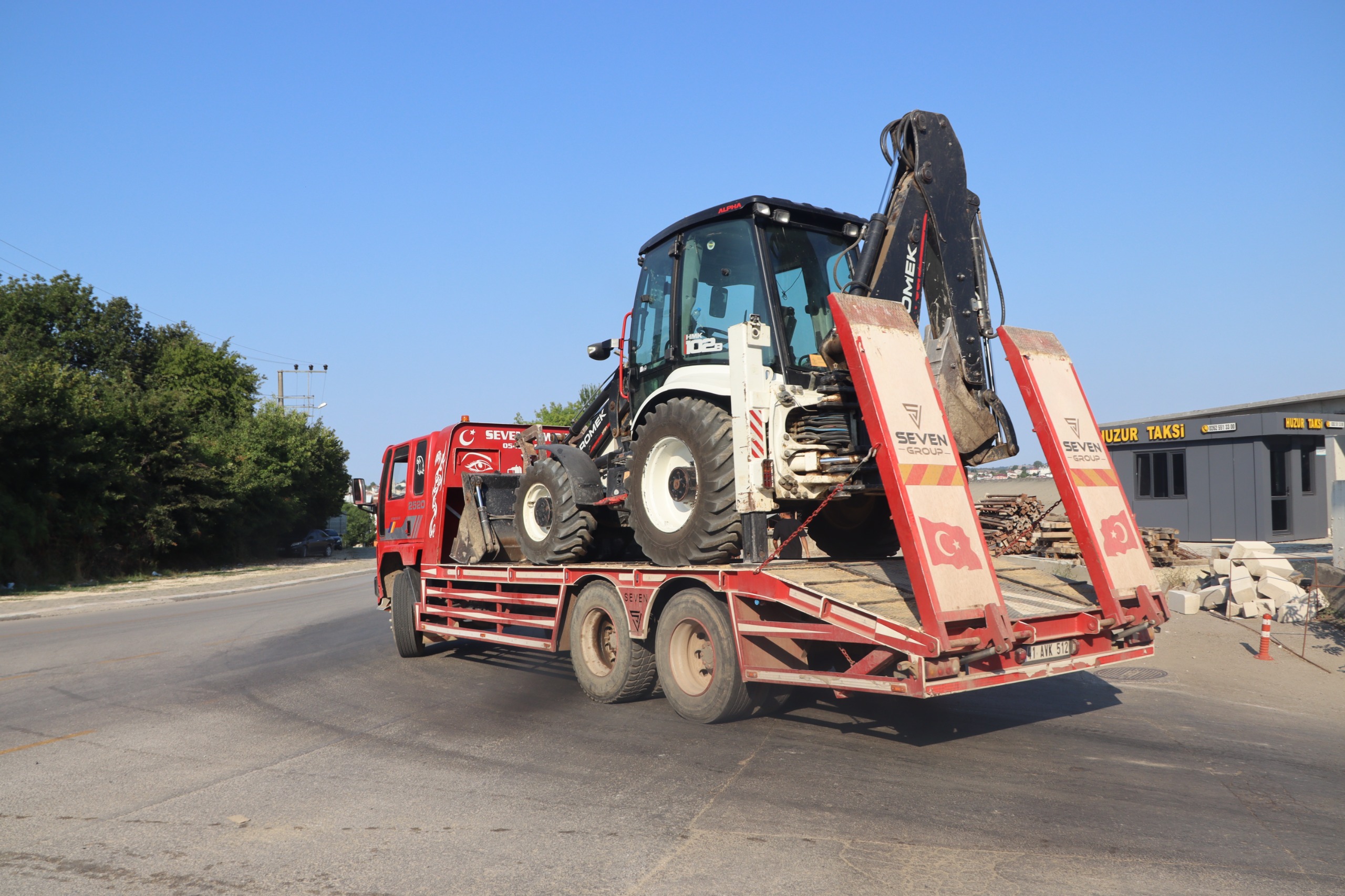 Kandıra Belediyesi’nden Geyve’deki Yangına Destek Eli (2)