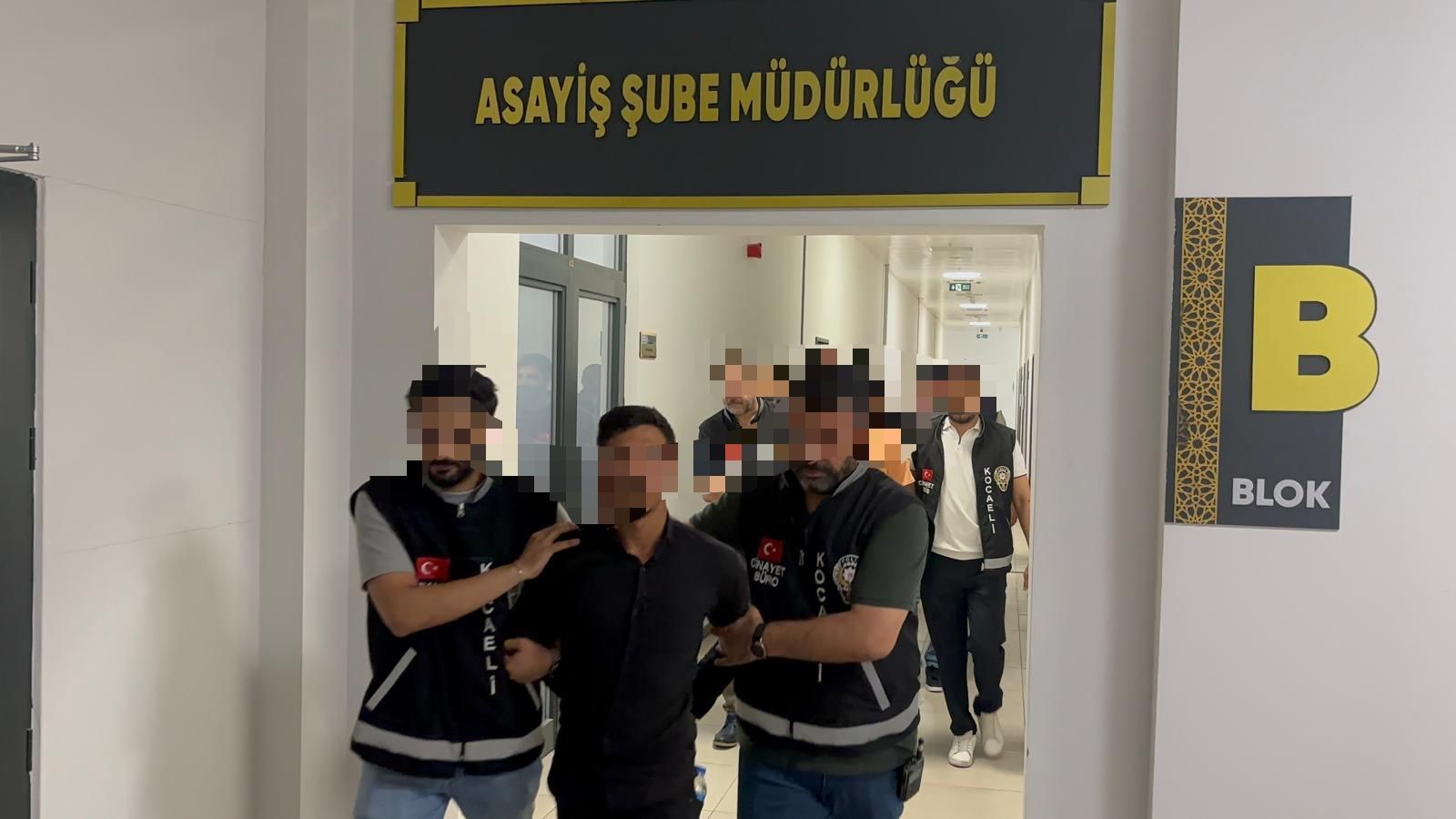 Kandıra’da Av Tüfeğiyle Dehşet Saçmışlardı! 3 Tutuklu (1)