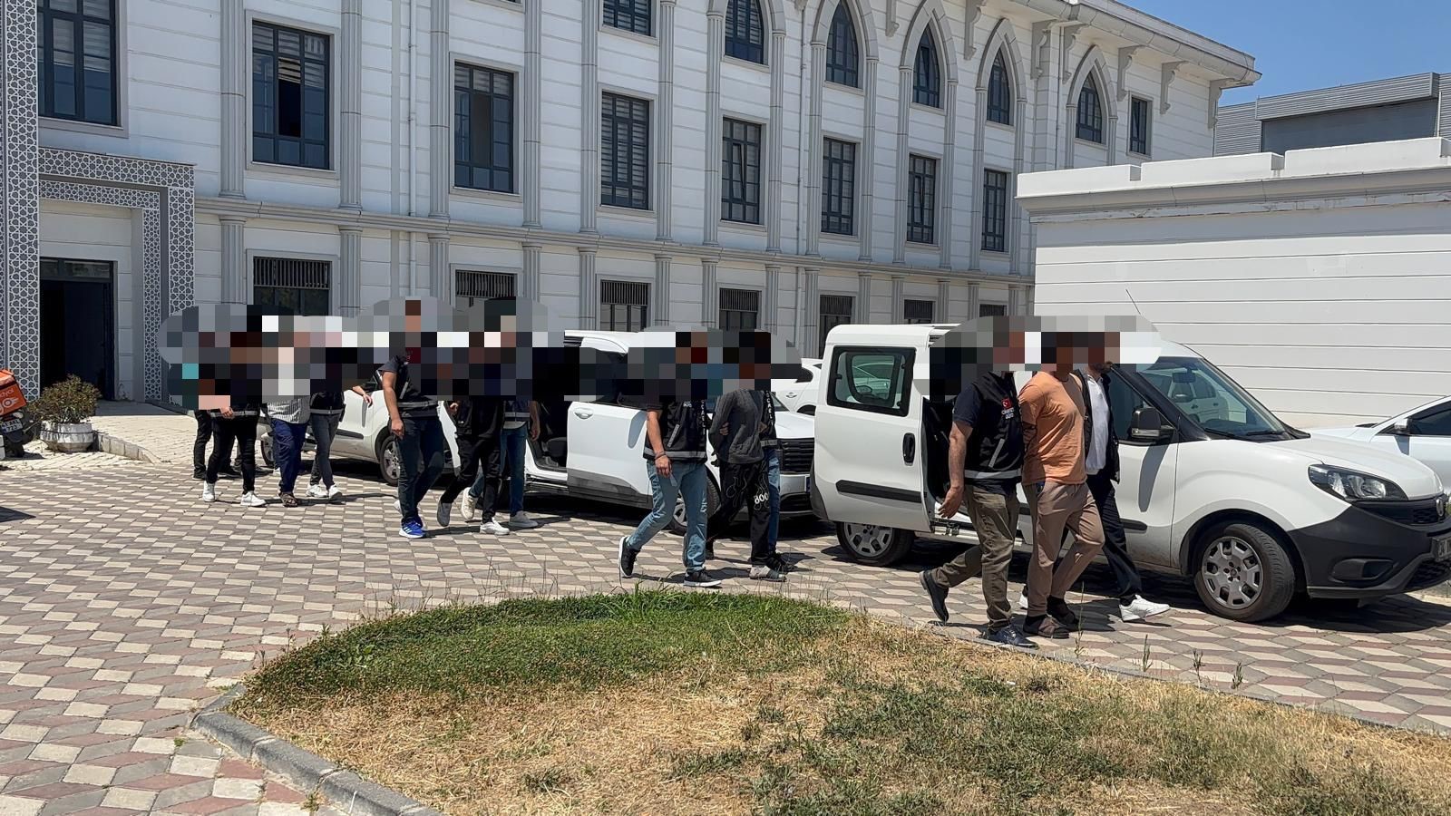 Kandıra’da Av Tüfeğiyle Dehşet Saçmışlardı! 3 Tutuklu (3)