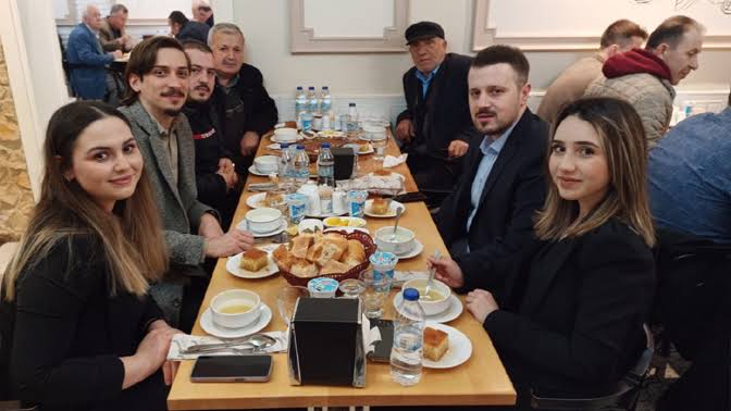 Kandıra’da Silahlı Saldırı İki Diş Hekimi Ayaklarından Vuruldu