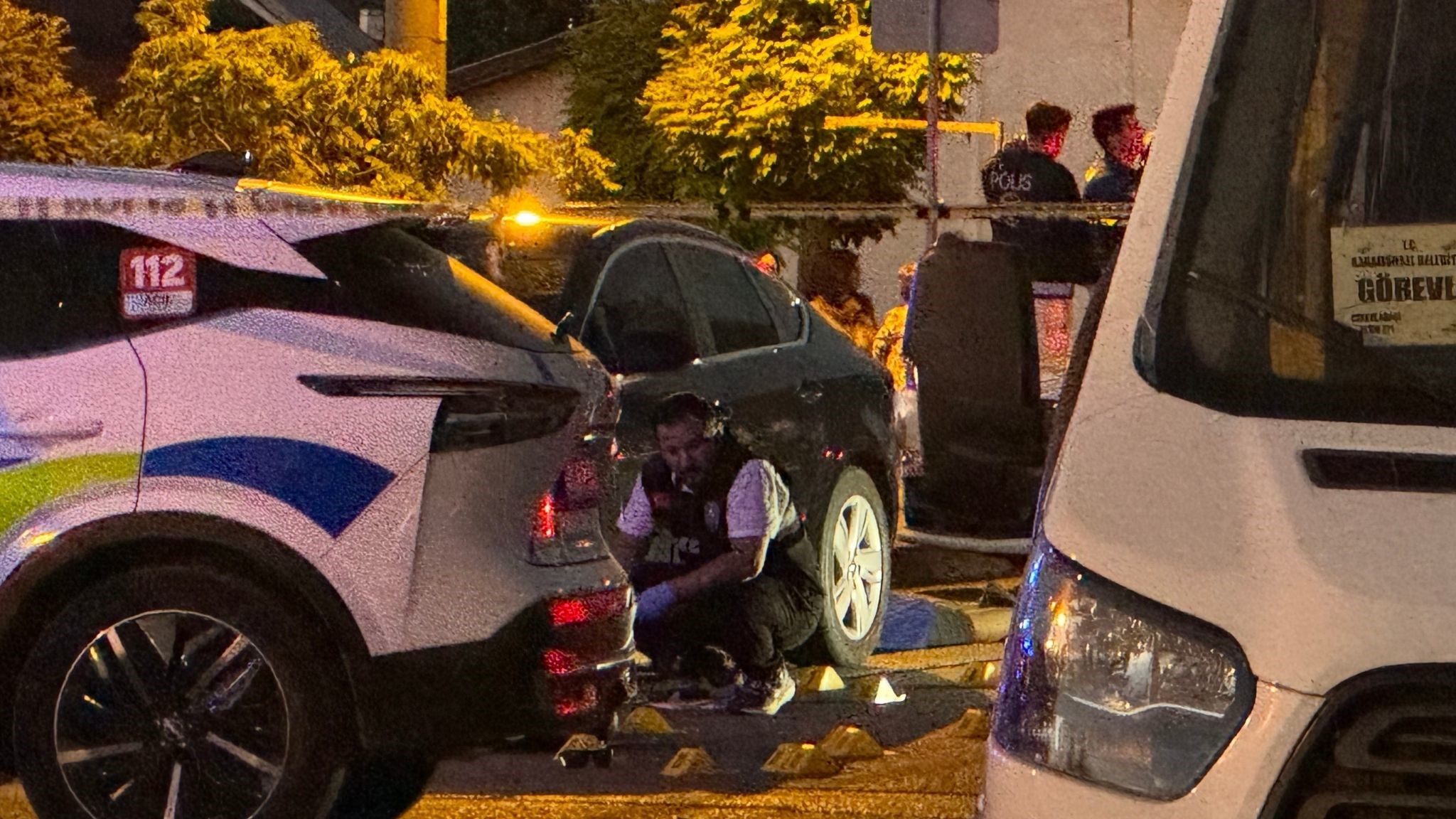 Karamürsel’de Alacak Verecek Kavgası Kanlı Bitti! Baba Ve Oğlu Kurşunların Hedefi Oldu (5)