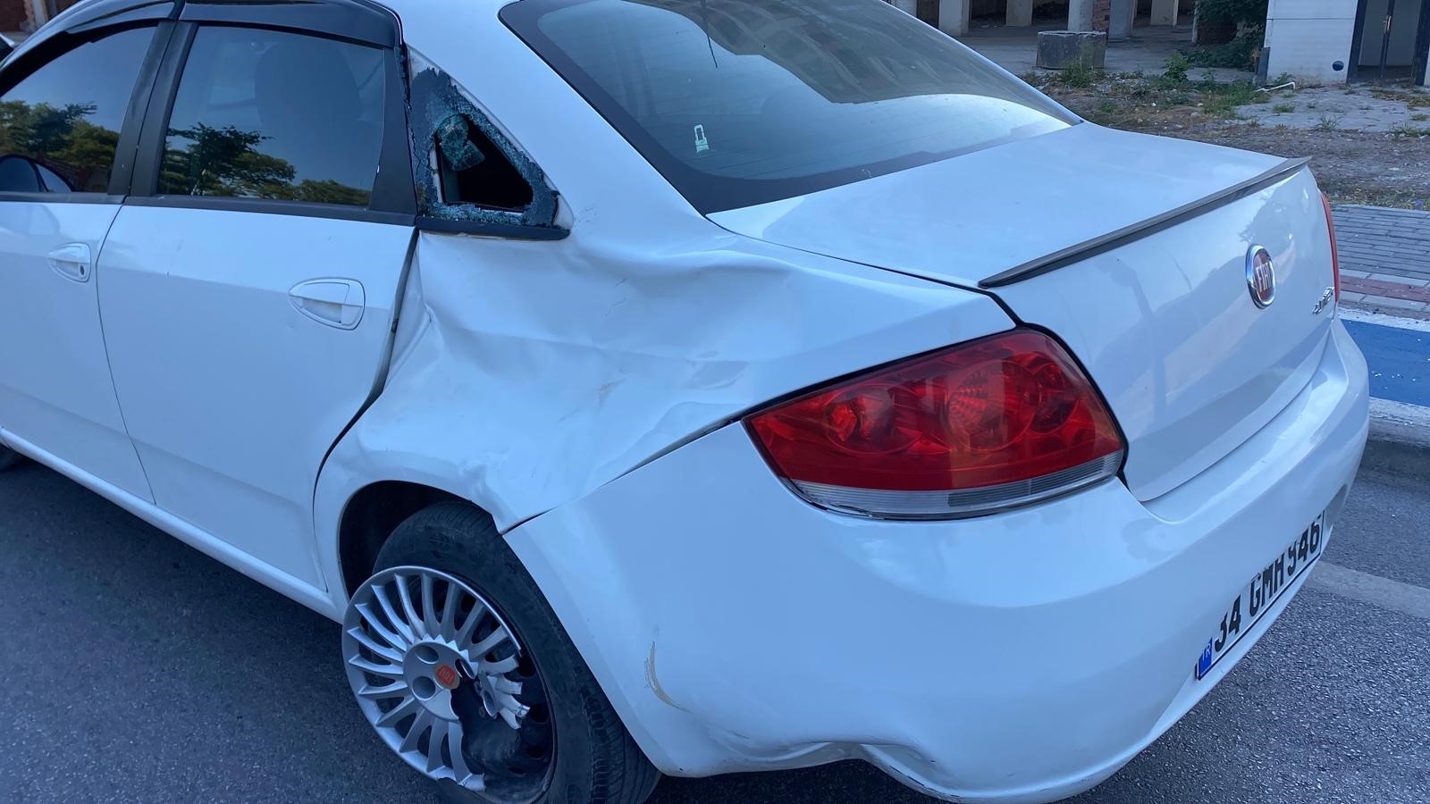 Kartepe’de Motosiklet Ile Otomobil Çarpıştı! Sürücü Ağır Yaralandı (4)