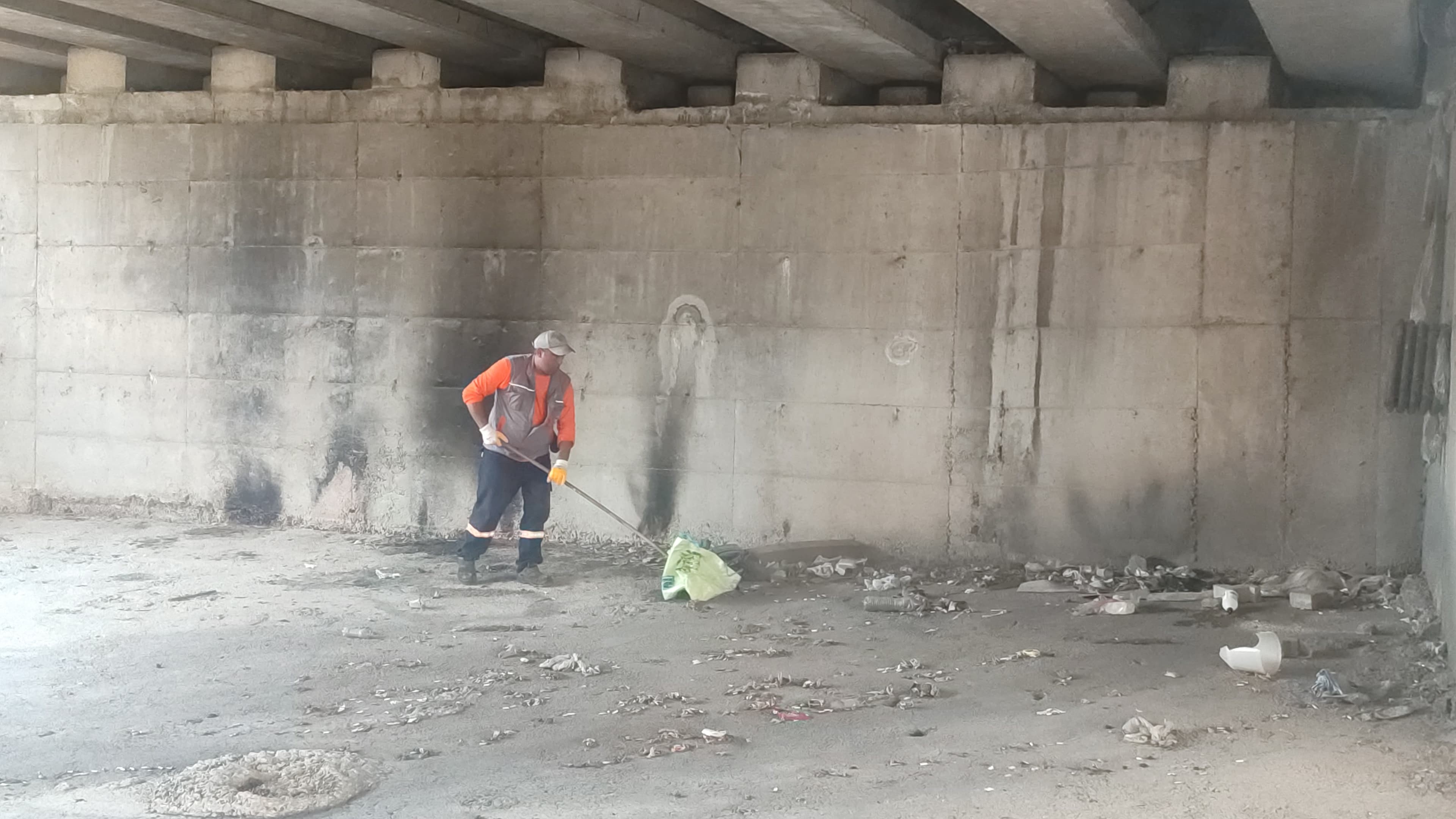 Kıyafetten Lastiğe Körfez’de Şok Eden Atık Manzarası (7)