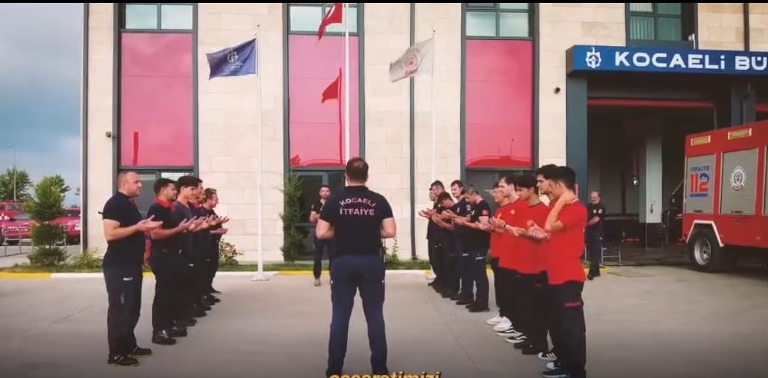 Kocaeli İtfaiyesi Her Güne Dua Ile Başlıyor 2