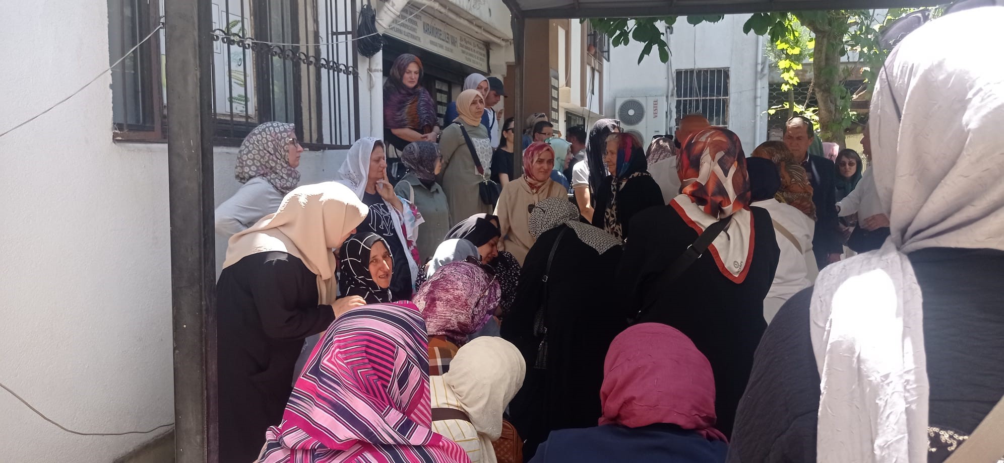 Kocaeli’de Baba Ve Oğul Son Yolculuğuna Uğurlandı Video 02