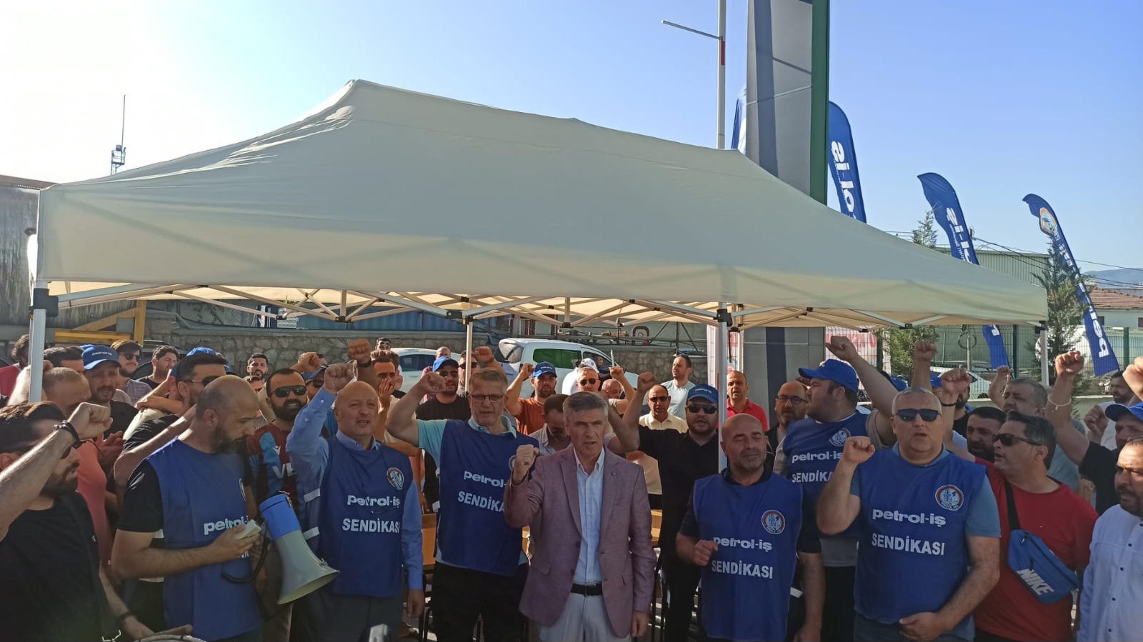 Kocaeli’de Bir Fabrika Daha Resmen Greve Başladı 1