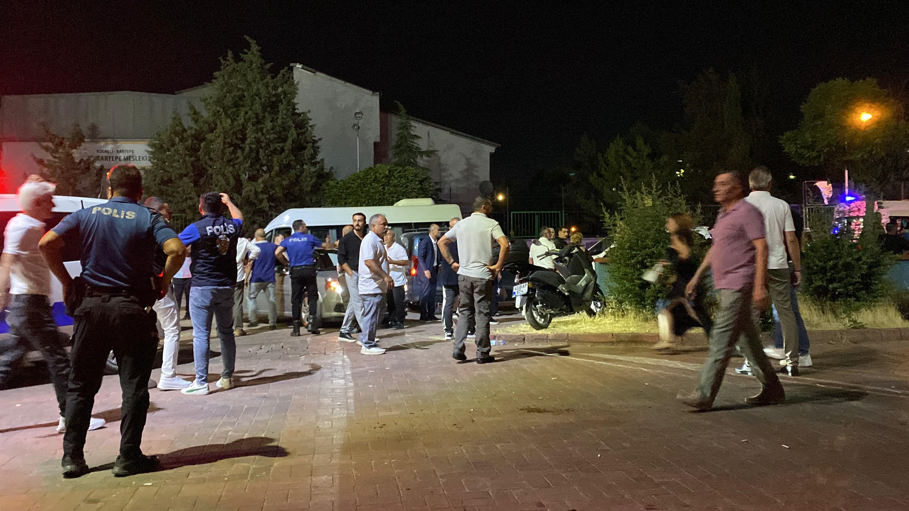 Kocaeli’de Düğün Savaş Alanına Döndü! 5 Yaralı, 25 Gözaltı 07