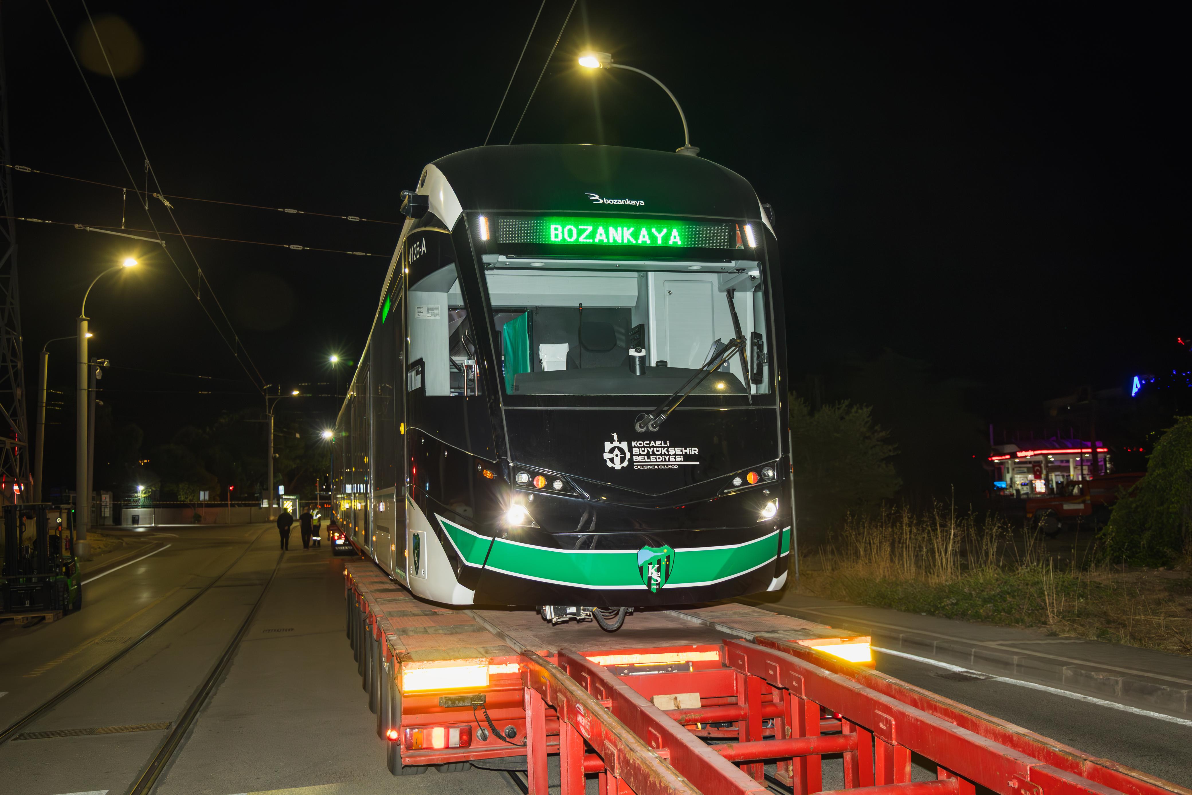 Kocaeli’de Tramvay Filosu Güçleniyor! 8’Inci Araç Da Raylarda (1)