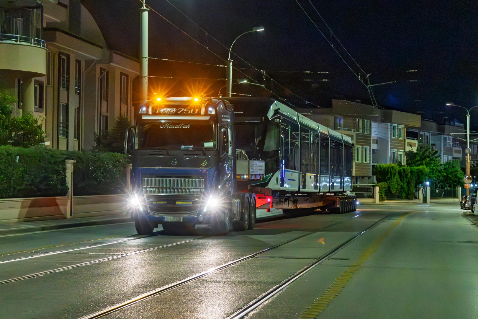 Kocaeli’de Tramvay Filosu Güçleniyor! 8’Inci Araç Da Raylarda (4)