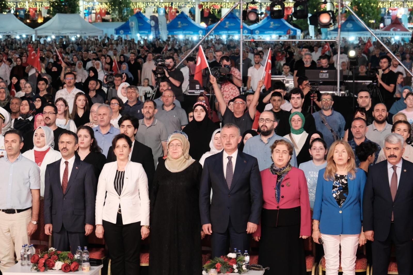 Kocaelililer 15 Temmuz’da Milli İrade Meydanı’na Akın Etti (1)