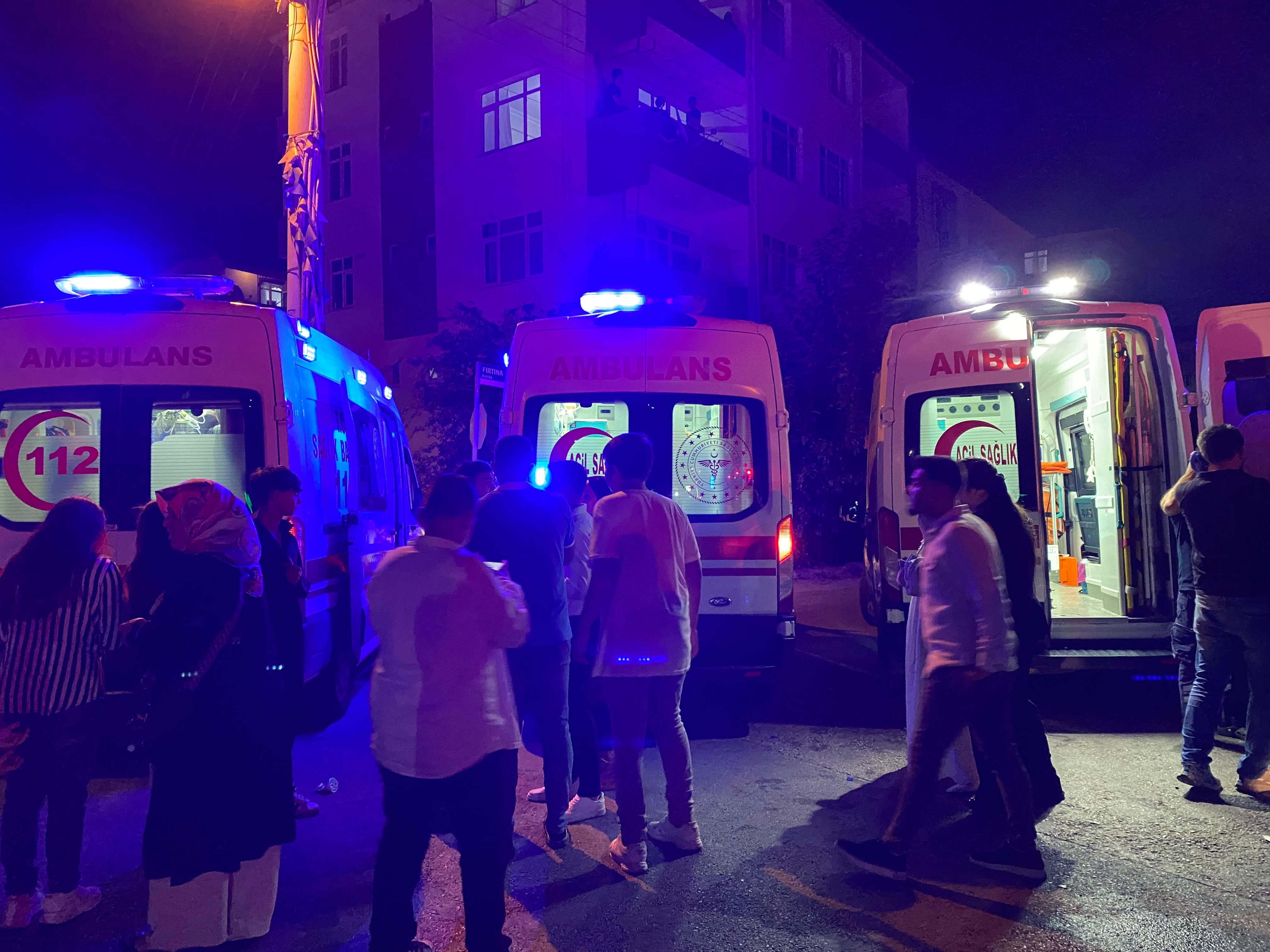 Körfez’de Düğün Felakete Dönüşüyordu! 2’Si Çocuk 4 Kişi Hastaneye Kaldırıldı (1)