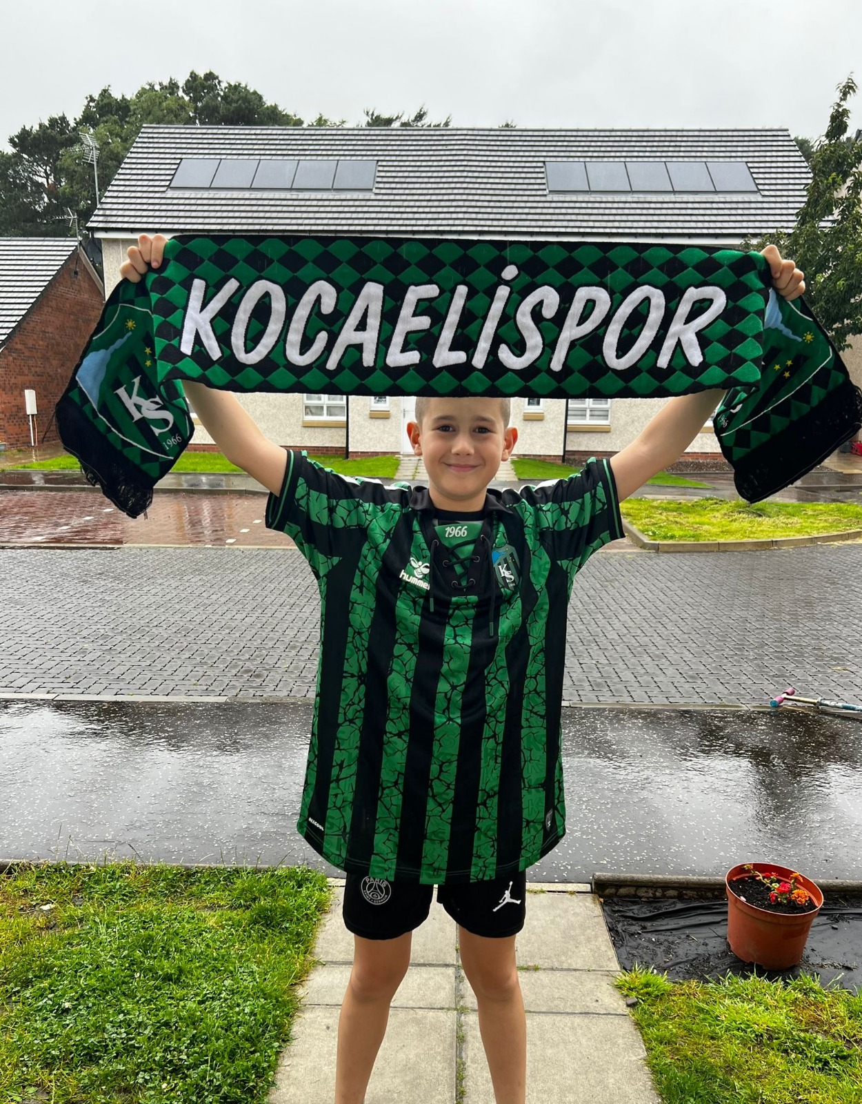 Kuşadası’ndan İskoçya’ya Uzanan Kocaelispor Sevgisi (1)-1