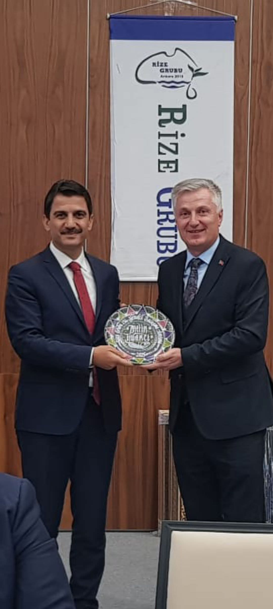 Metin Yılancı'ya Anlamlı Plaket