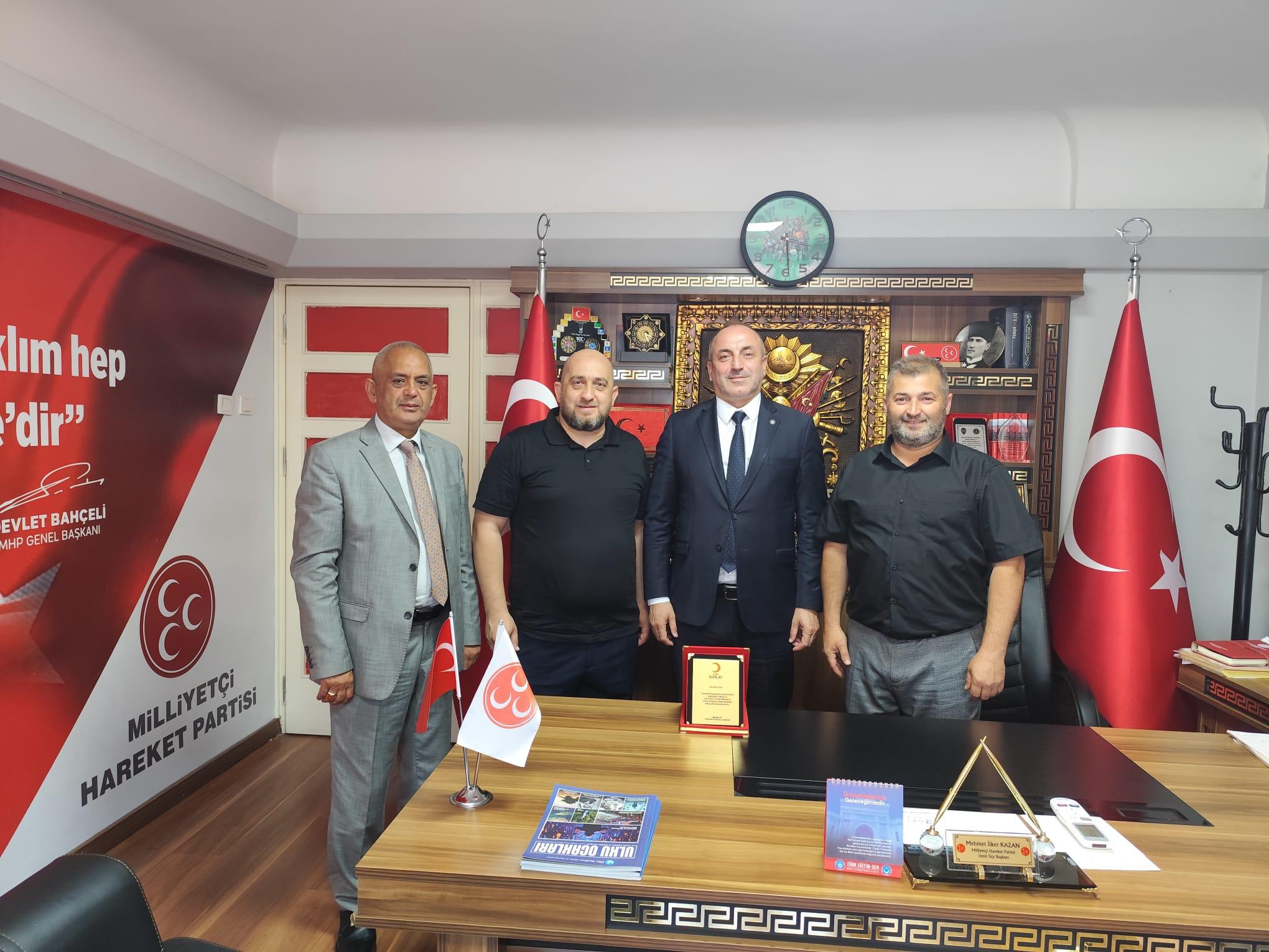 Mhp İzmit'ten Kızılay’a Destek 1