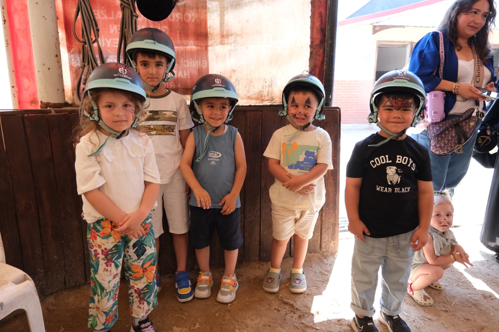 Miniklere Tatil Hediyesi! Ata Binen Çocuklar Maceraya Doydu (7)
